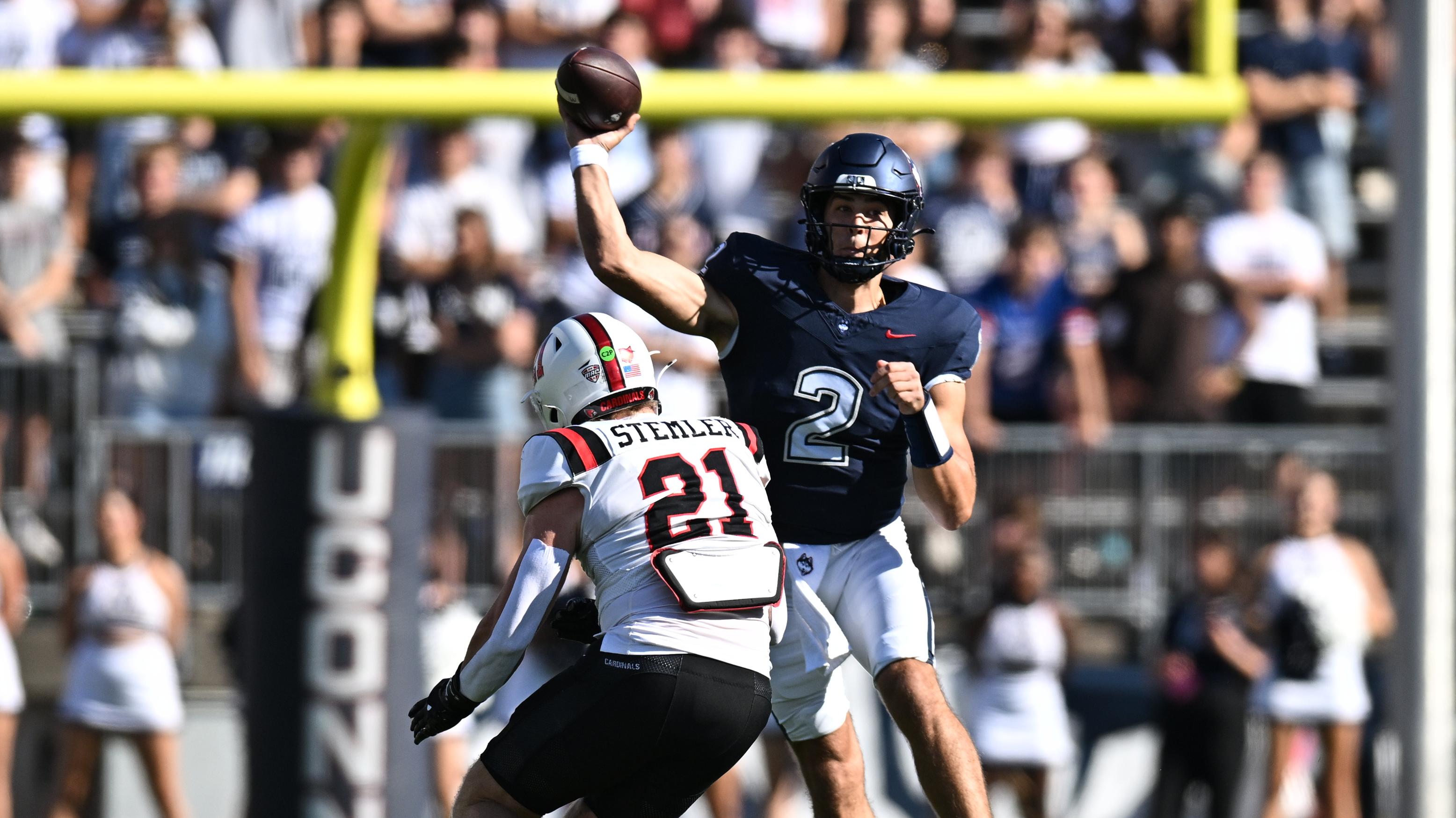 COLLEGE FOOTBALL: SEP 20 Ball State at UConn