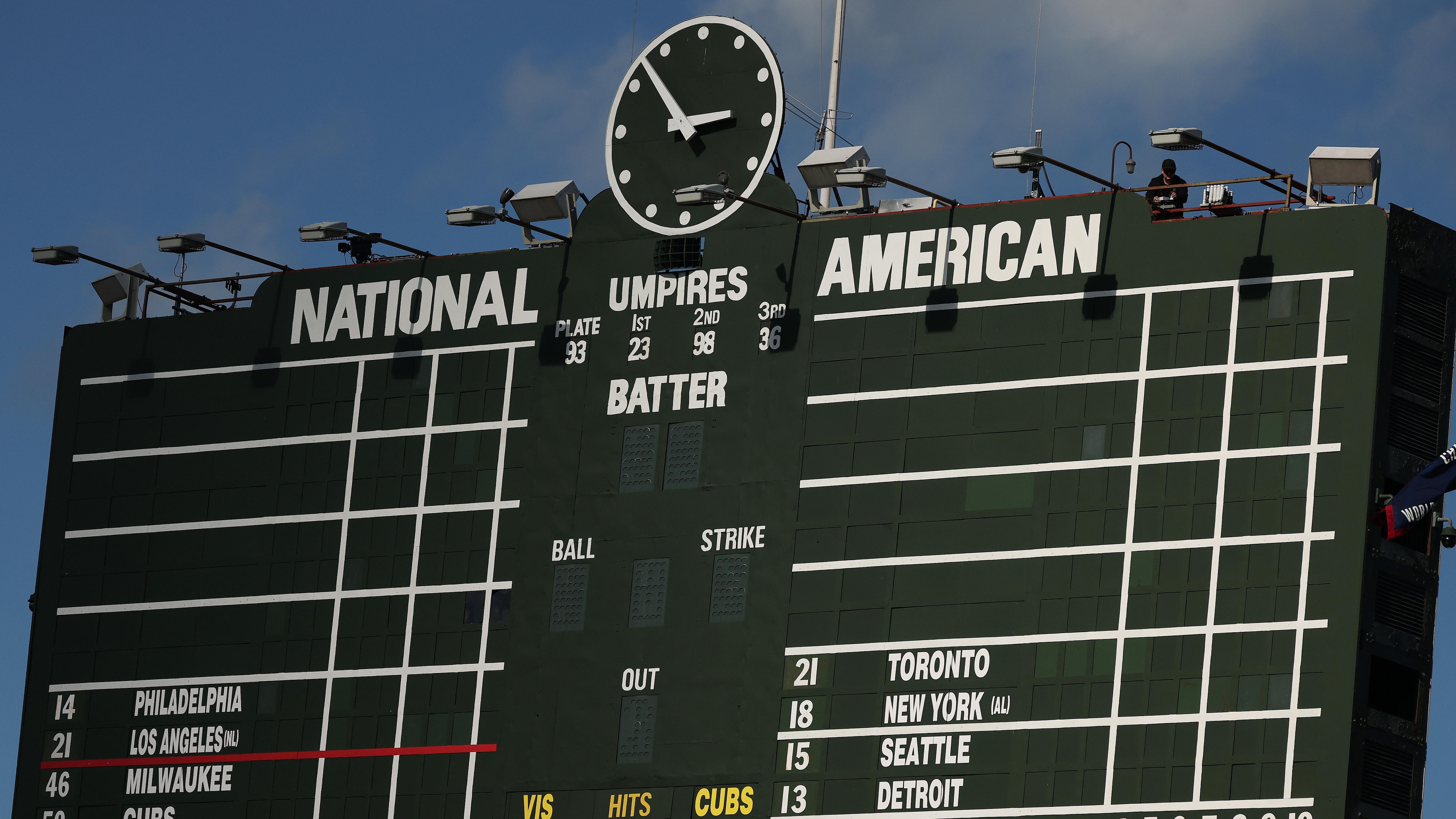 Division Series - Milwaukee Brewers v Chicago Cubs - Game Three