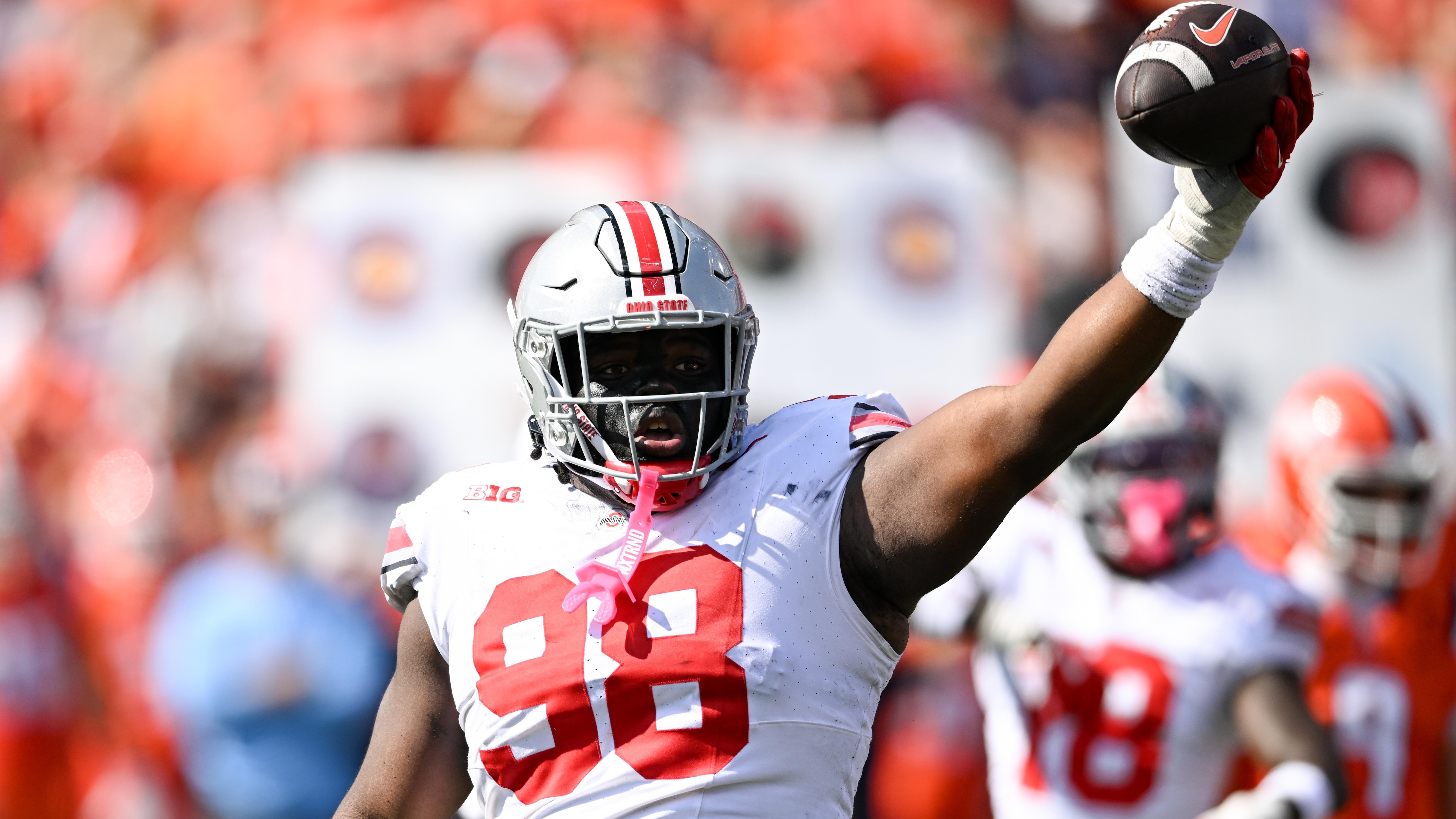 COLLEGE FOOTBALL: OCT 11 Ohio State at Illinois
