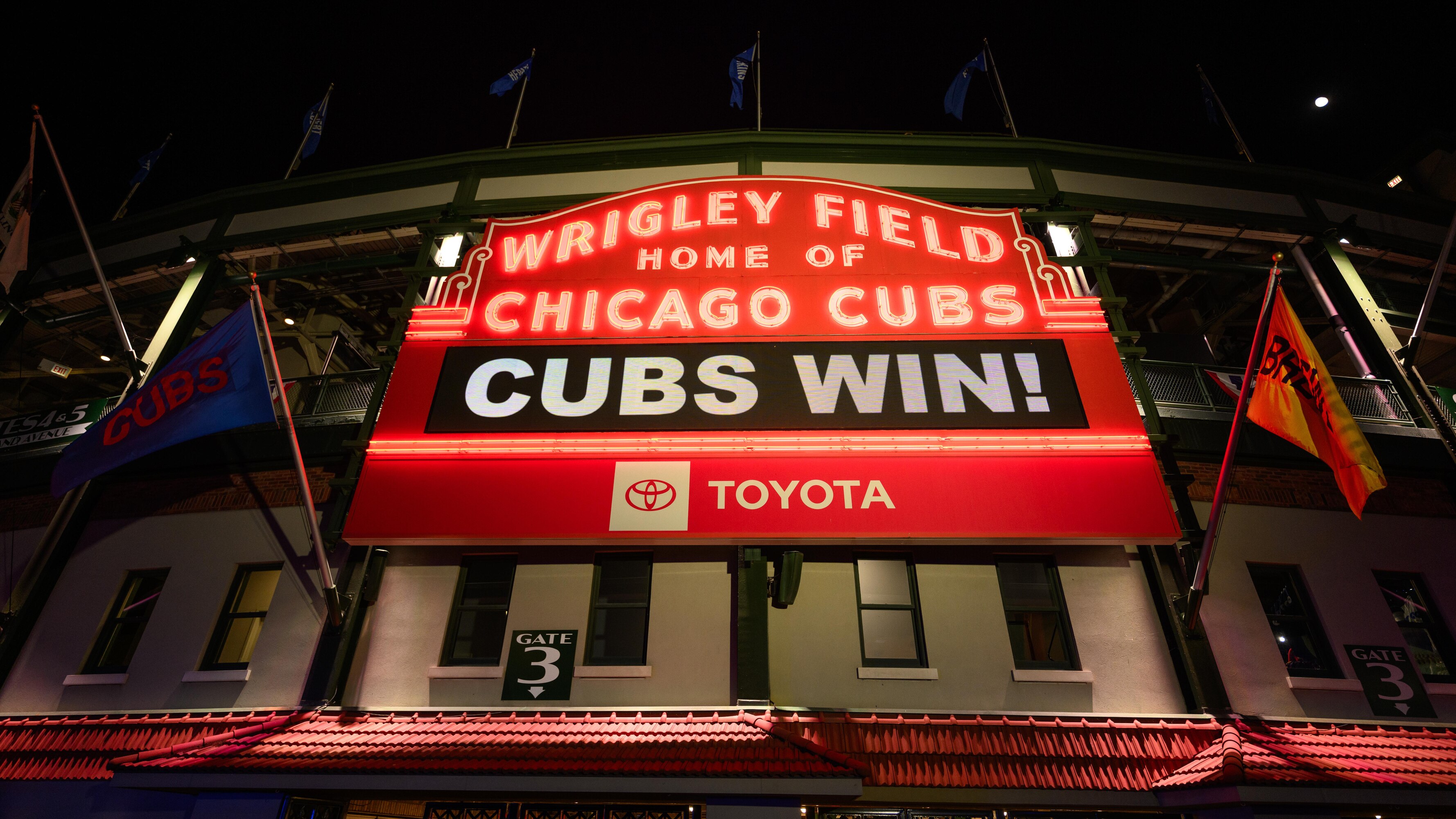 Wrigley Field in Chicago Rated Among MLB Players’ Favorite Road Cities in Unscientific Survey