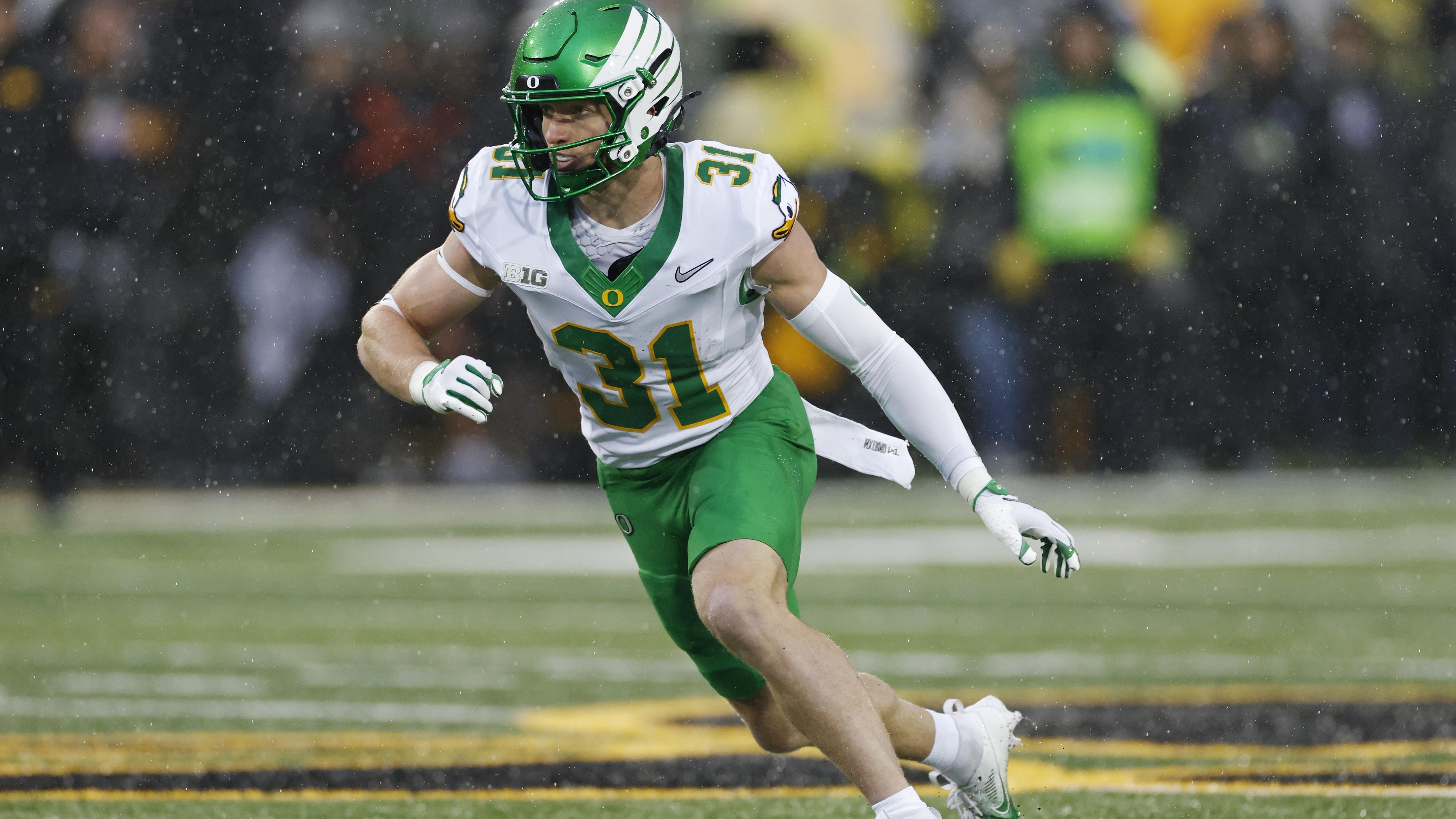 COLLEGE FOOTBALL: NOV 08 Oregon at Iowa