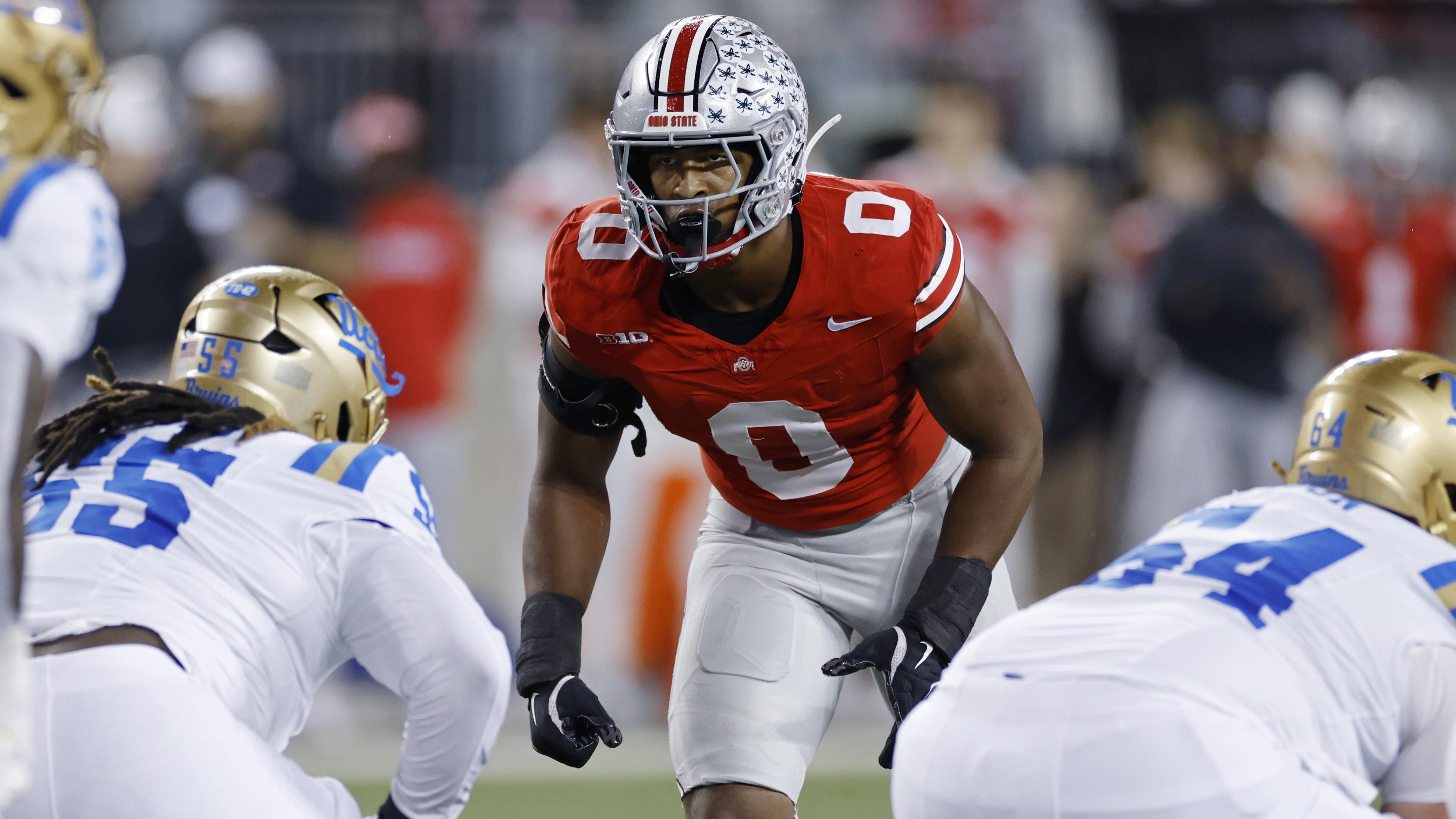 COLLEGE FOOTBALL: NOV 15 UCLA at Ohio State