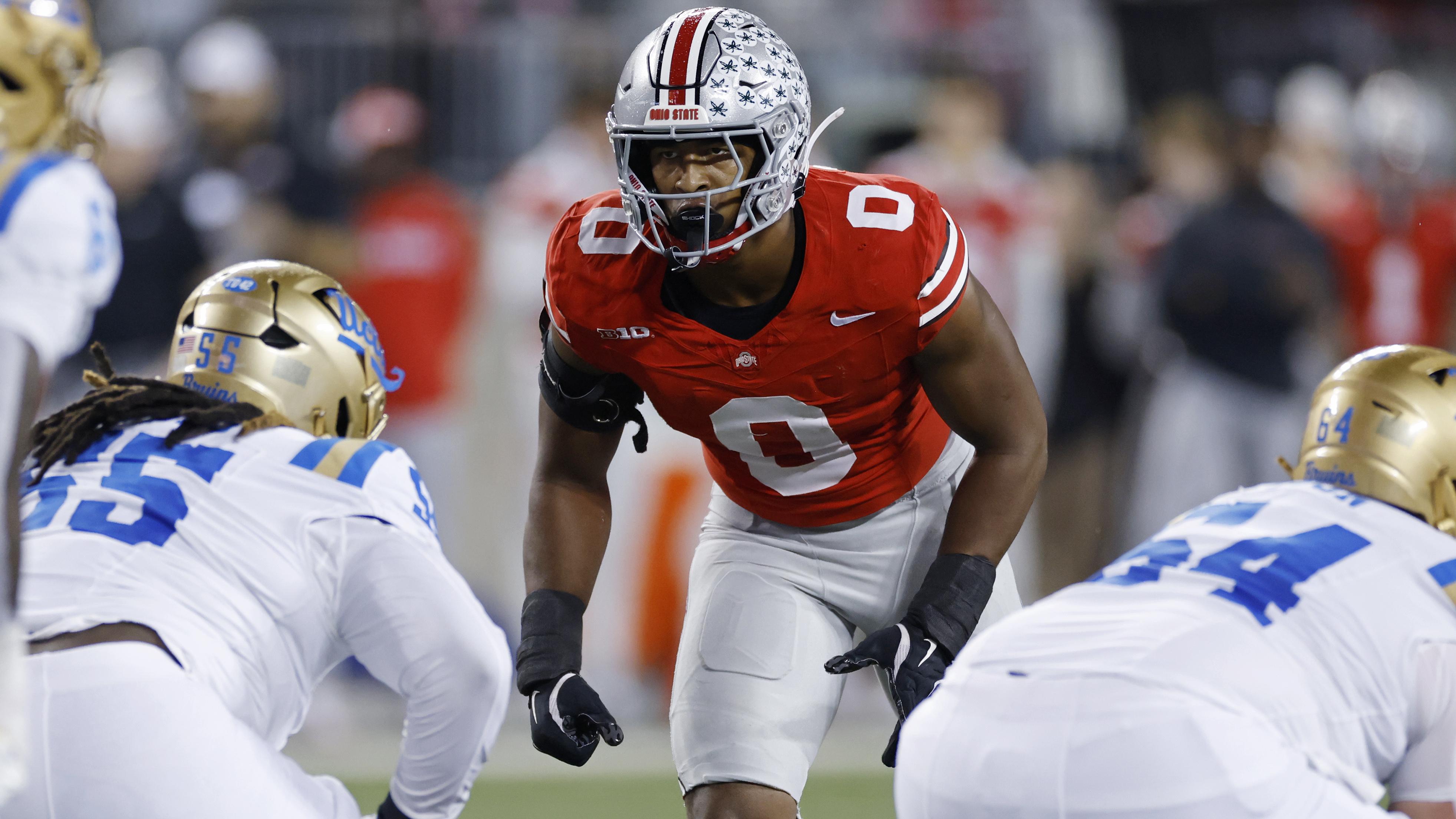 COLLEGE FOOTBALL: NOV 15 UCLA at Ohio State