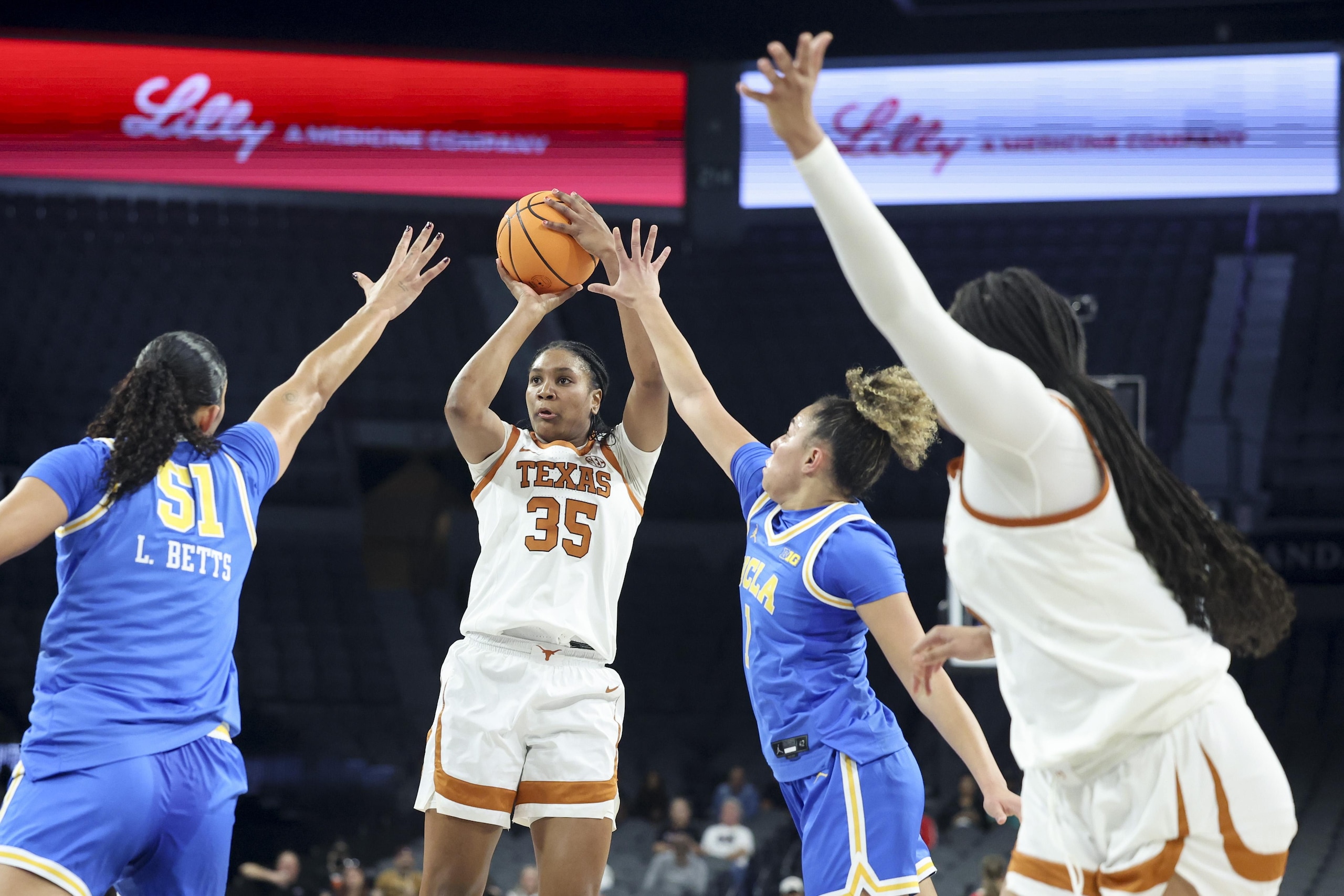 Texas v UCLA - 2025 Players Era Tournament