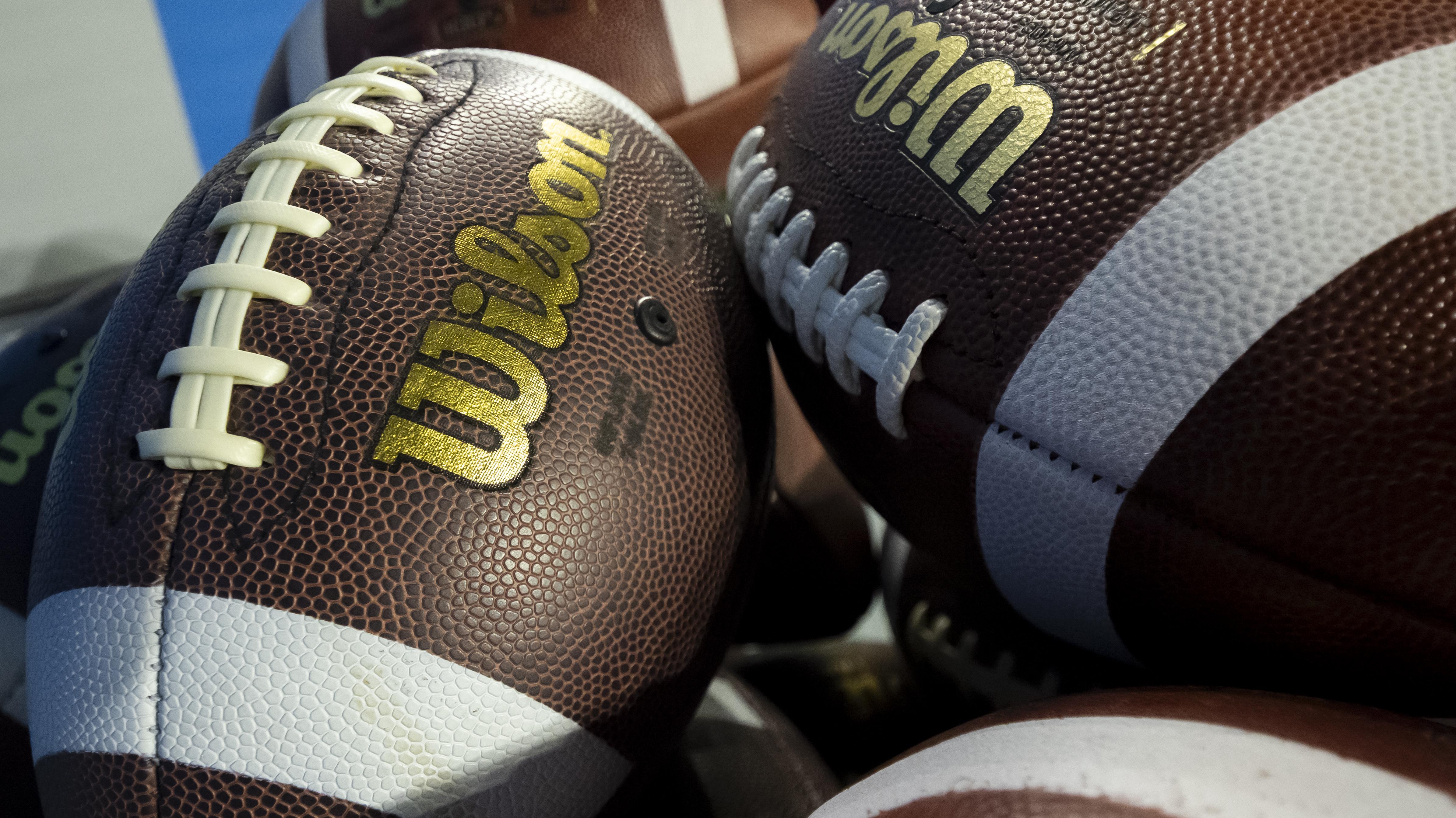 COLLEGE FOOTBALL: DEC 26 GameAbove Sports Bowl Central Michigan vs Northwestern