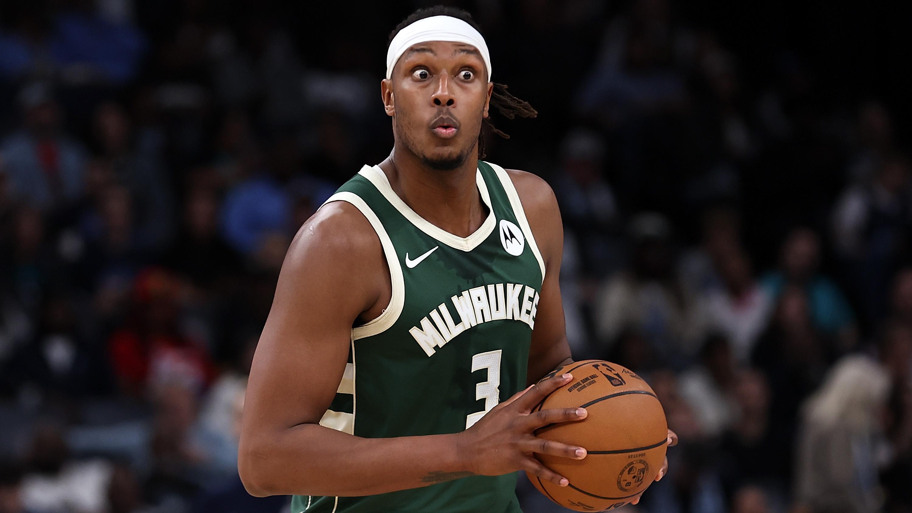 Milwaukee Bucks v Memphis Grizzlies