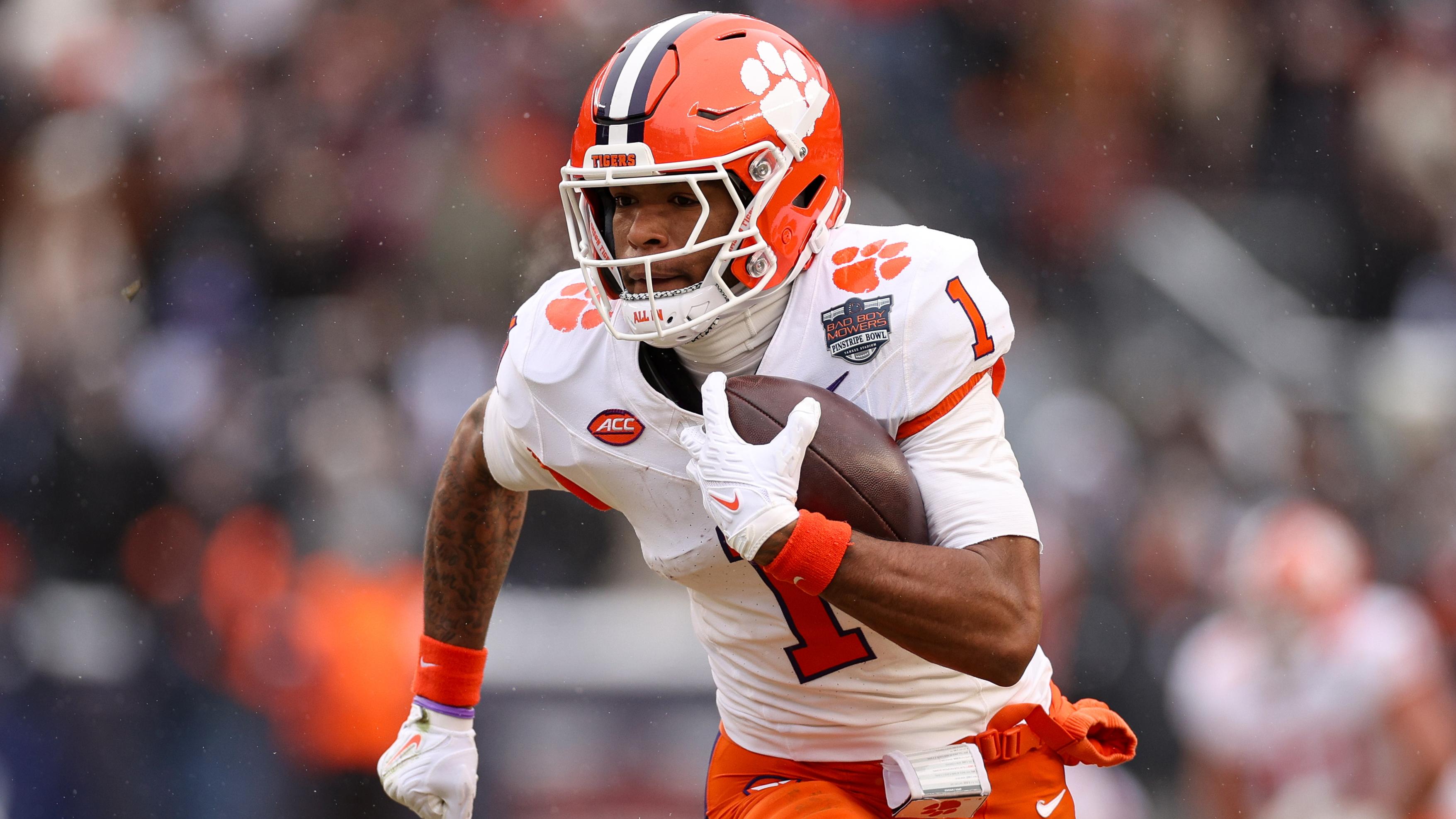 2025 Bad Boy Mowers Pinstripe Bowl - Clemson v Penn State