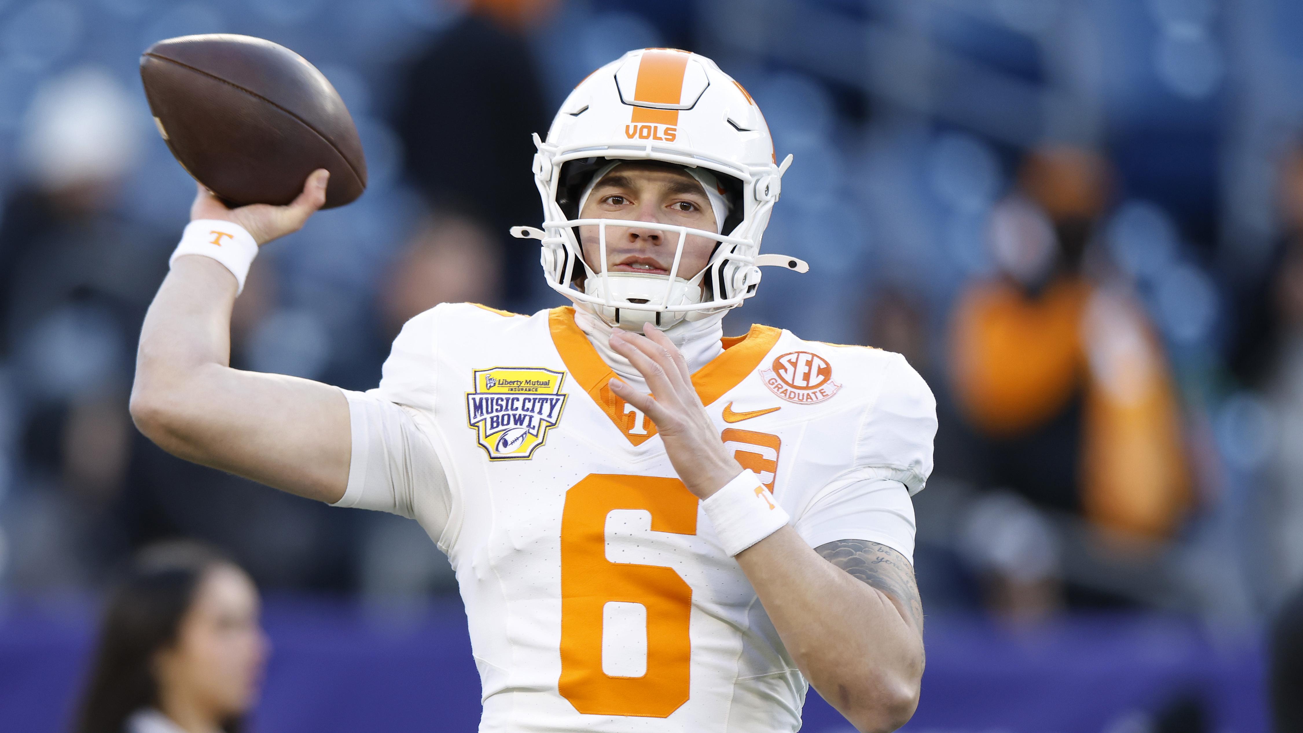 2025 Liberty Mutual Music City Bowl - Tennessee v Illinois