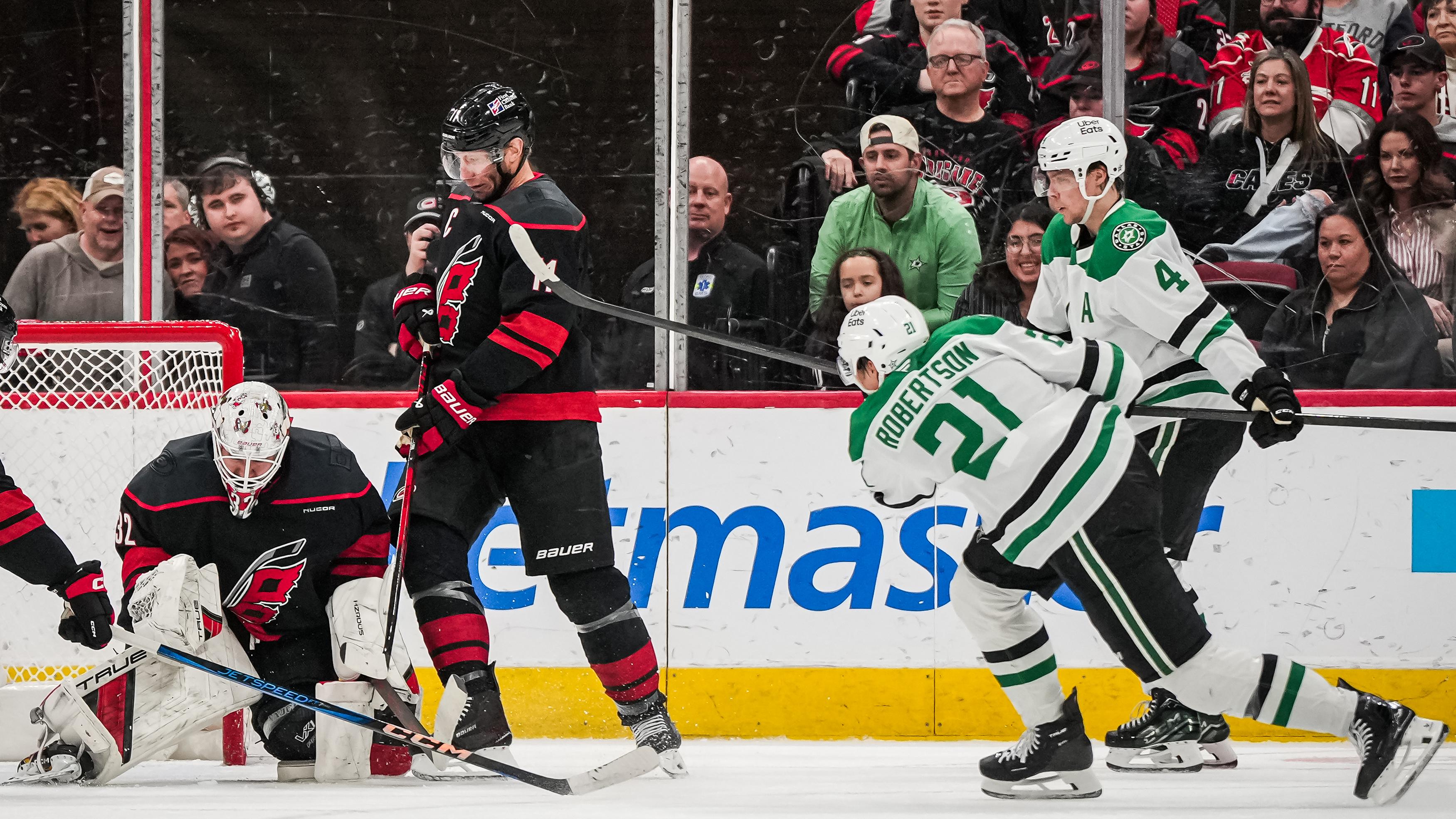 Dallas Stars v Carolina Hurricanes