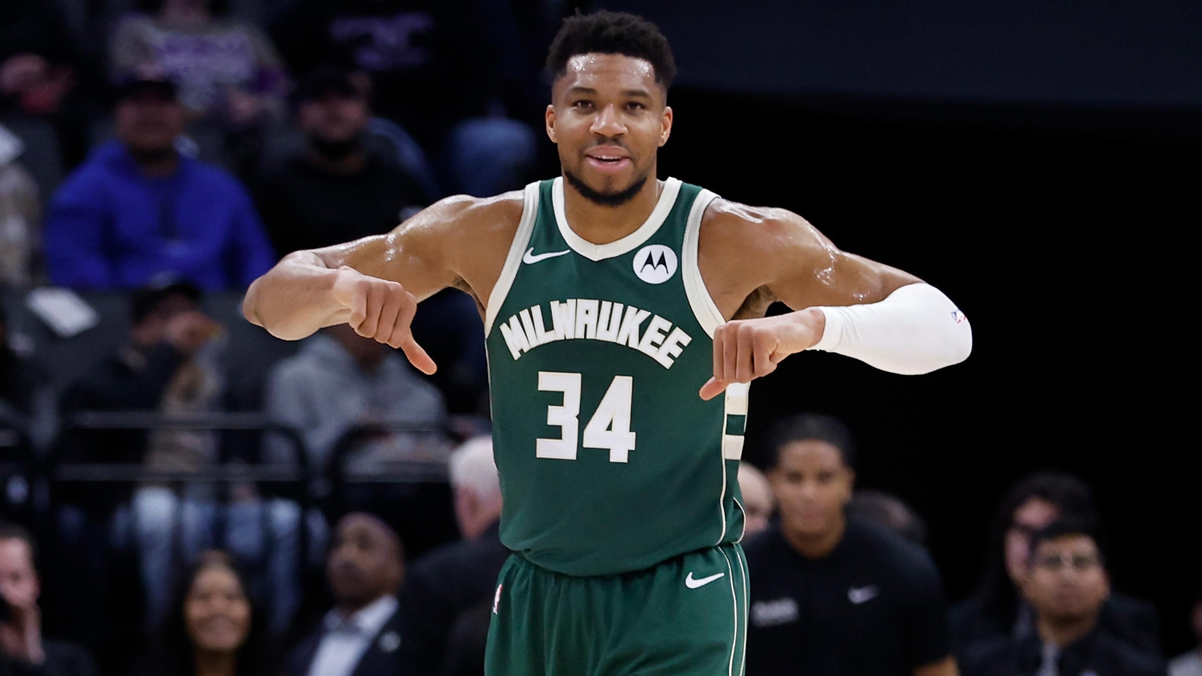 Milwaukee Bucks v Sacramento Kings Milwaukee Bucks v Sacramento Kings
