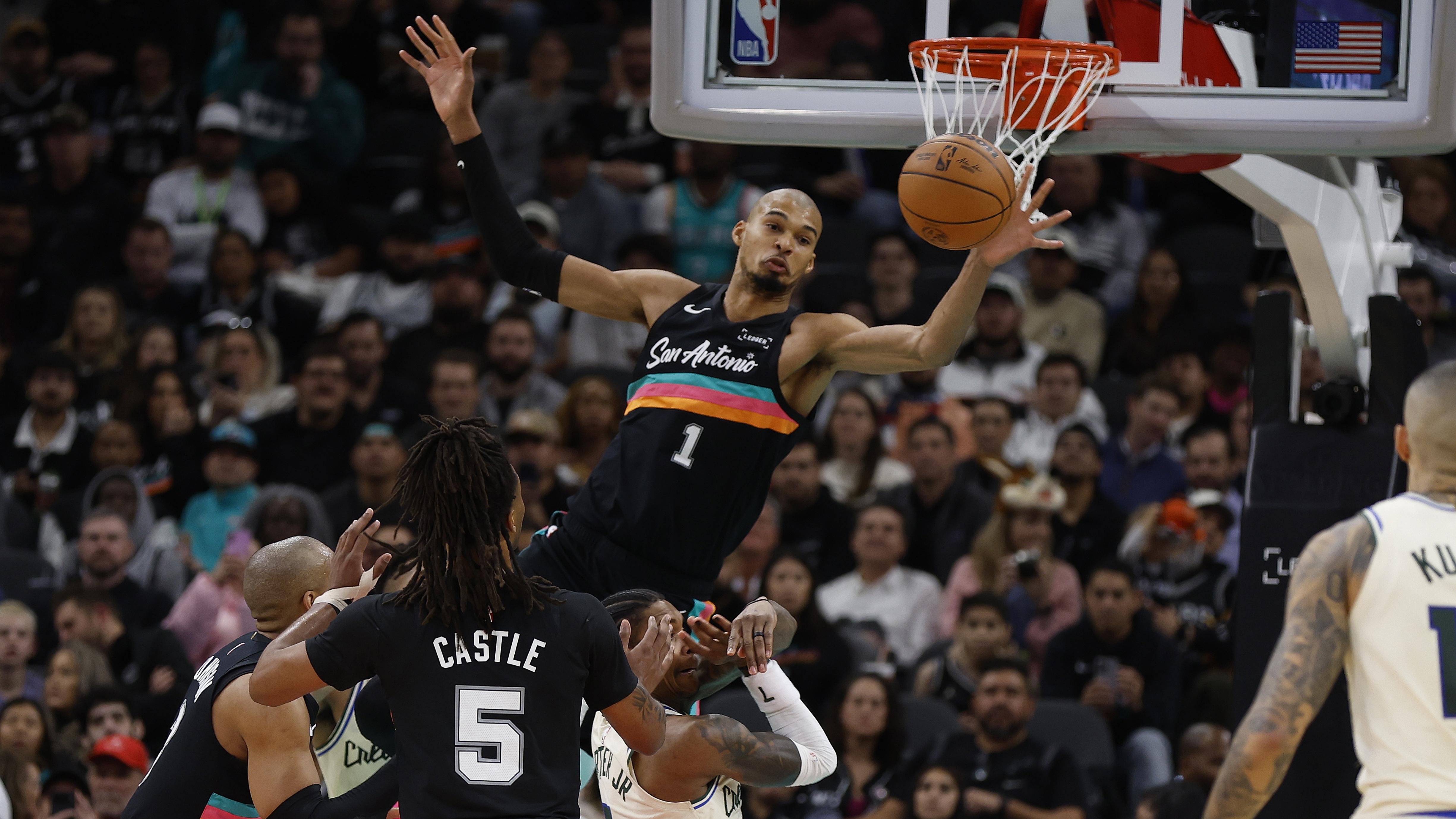 Milwaukee Bucks v San Antonio Spurs