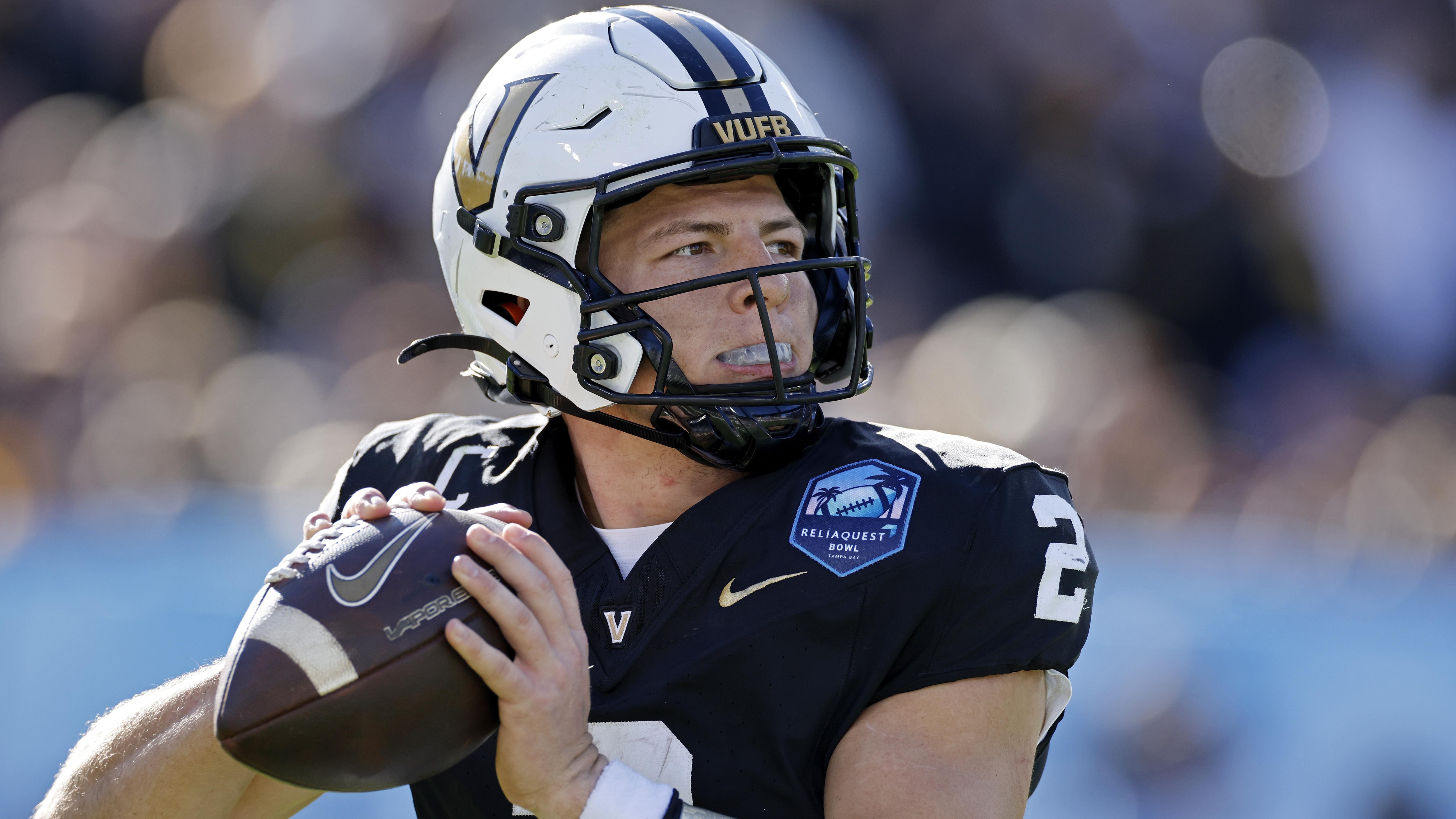 COLLEGE FOOTBALL: DEC 31 ReliaQuest Bowl Iowa vs Vanderbilt