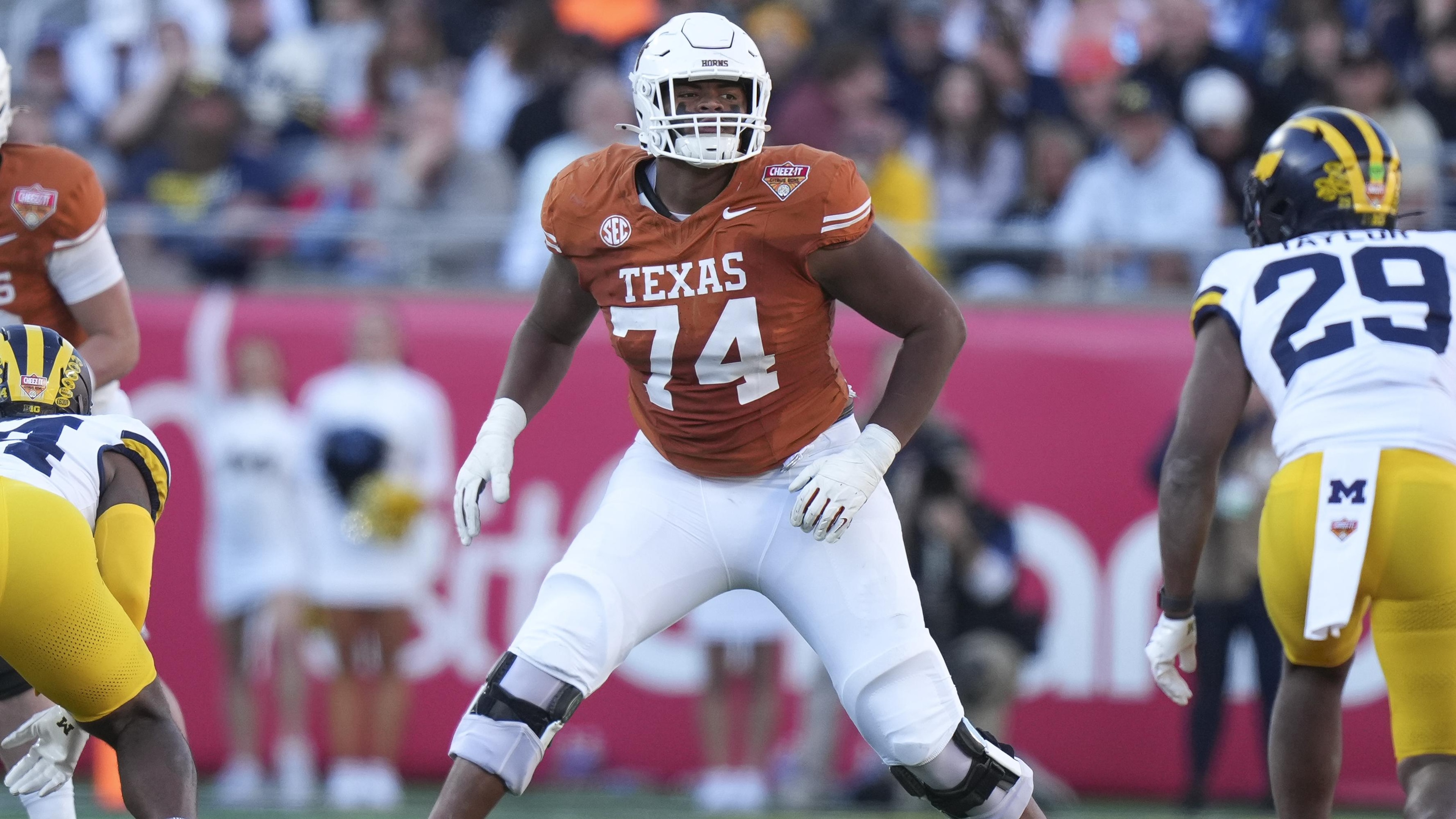 COLLEGE FOOTBALL: DEC 31 Cheez-It Citrus Bowl Michigan vs Texas COLLEGE FOOTBALL: DEC 31 Cheez-It Citrus Bowl Michigan vs Texas