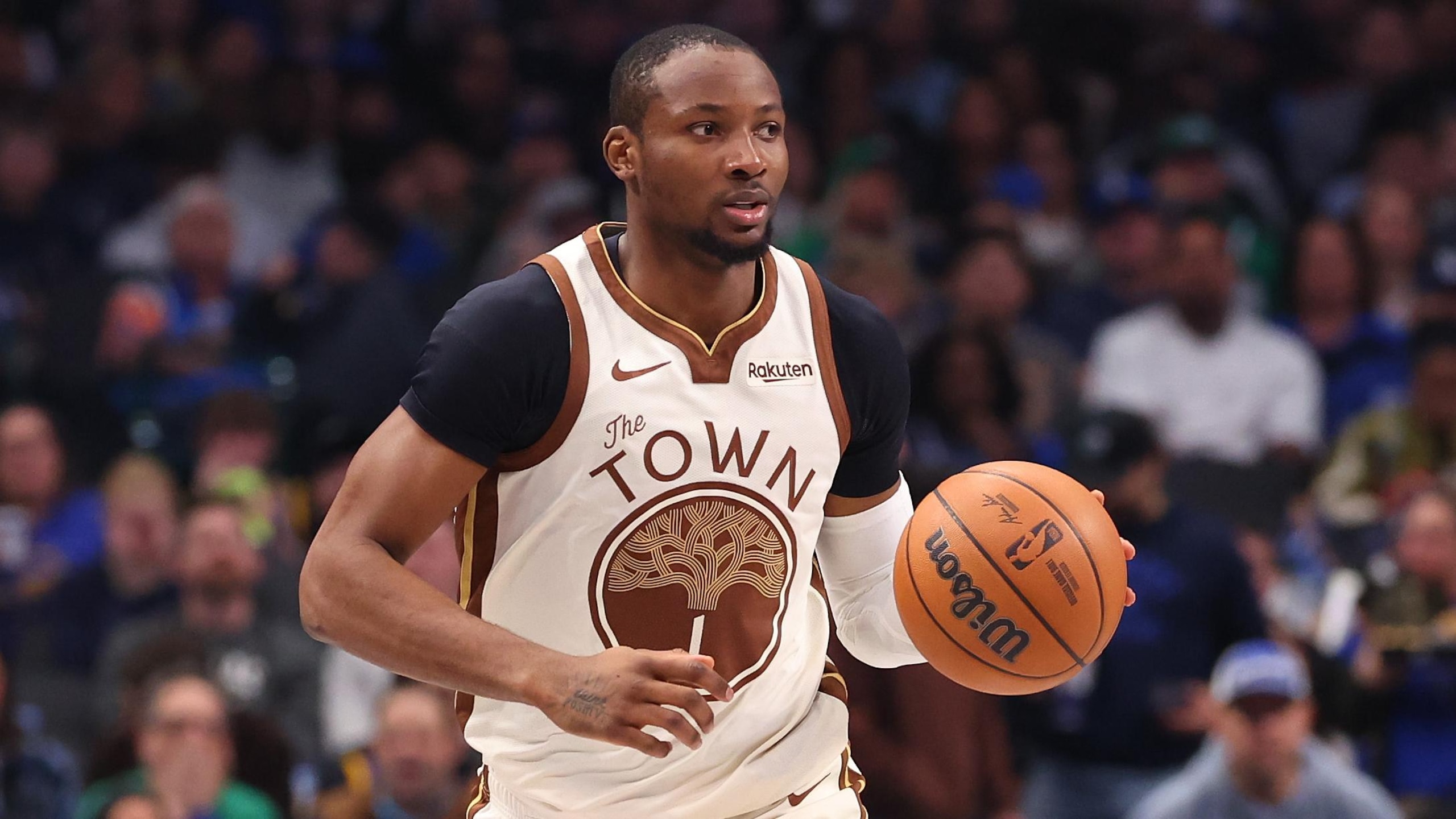 Golden State Warriors v Dallas Mavericks