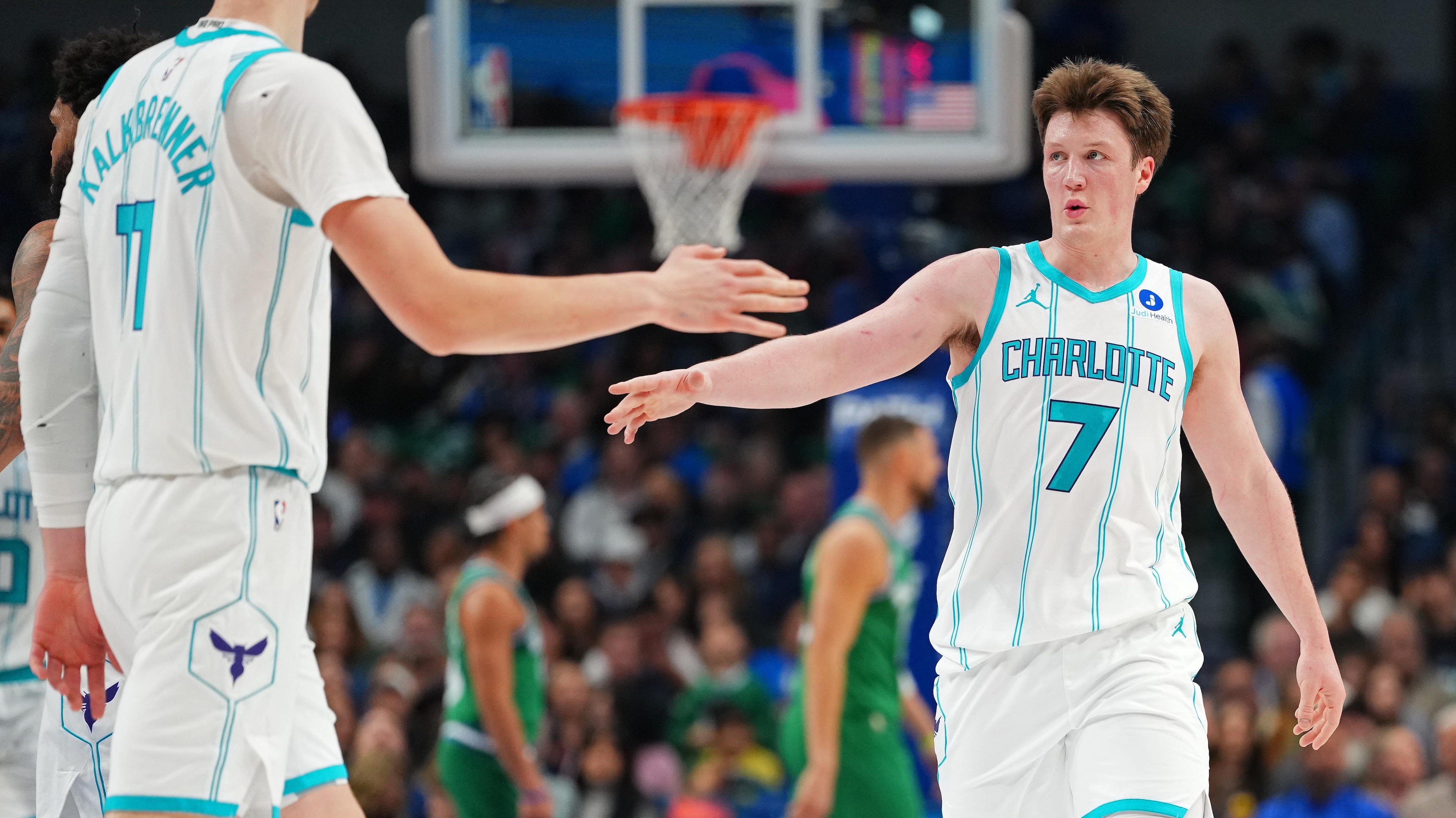 Charlotte Hornets v Dallas Mavericks Charlotte Hornets v Dallas Mavericks