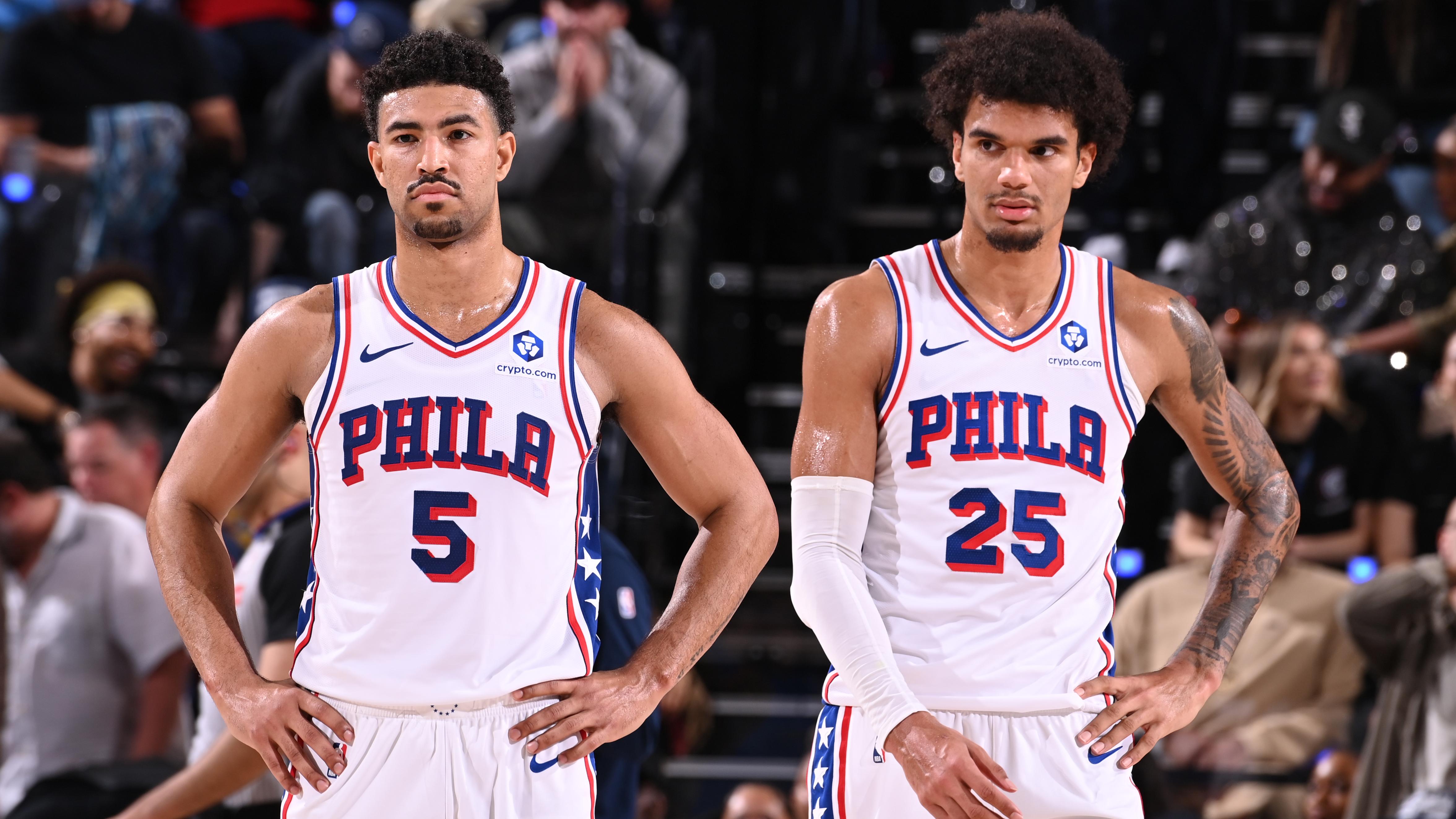 Philadelphia 76ers v Los Angeles Clippers