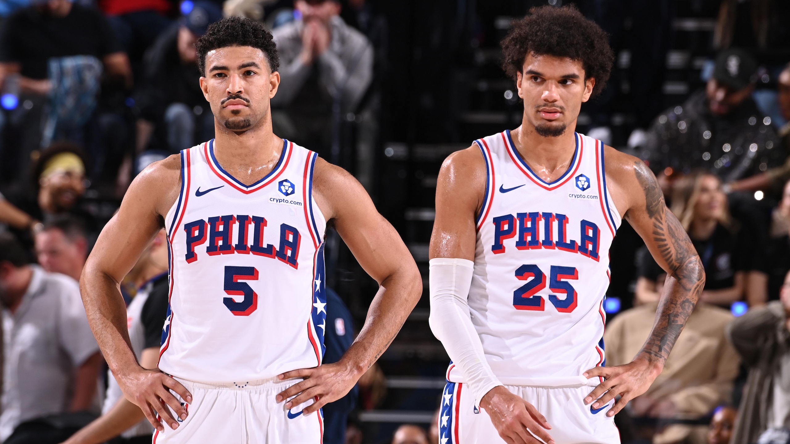 Philadelphia 76ers v Los Angeles Clippers