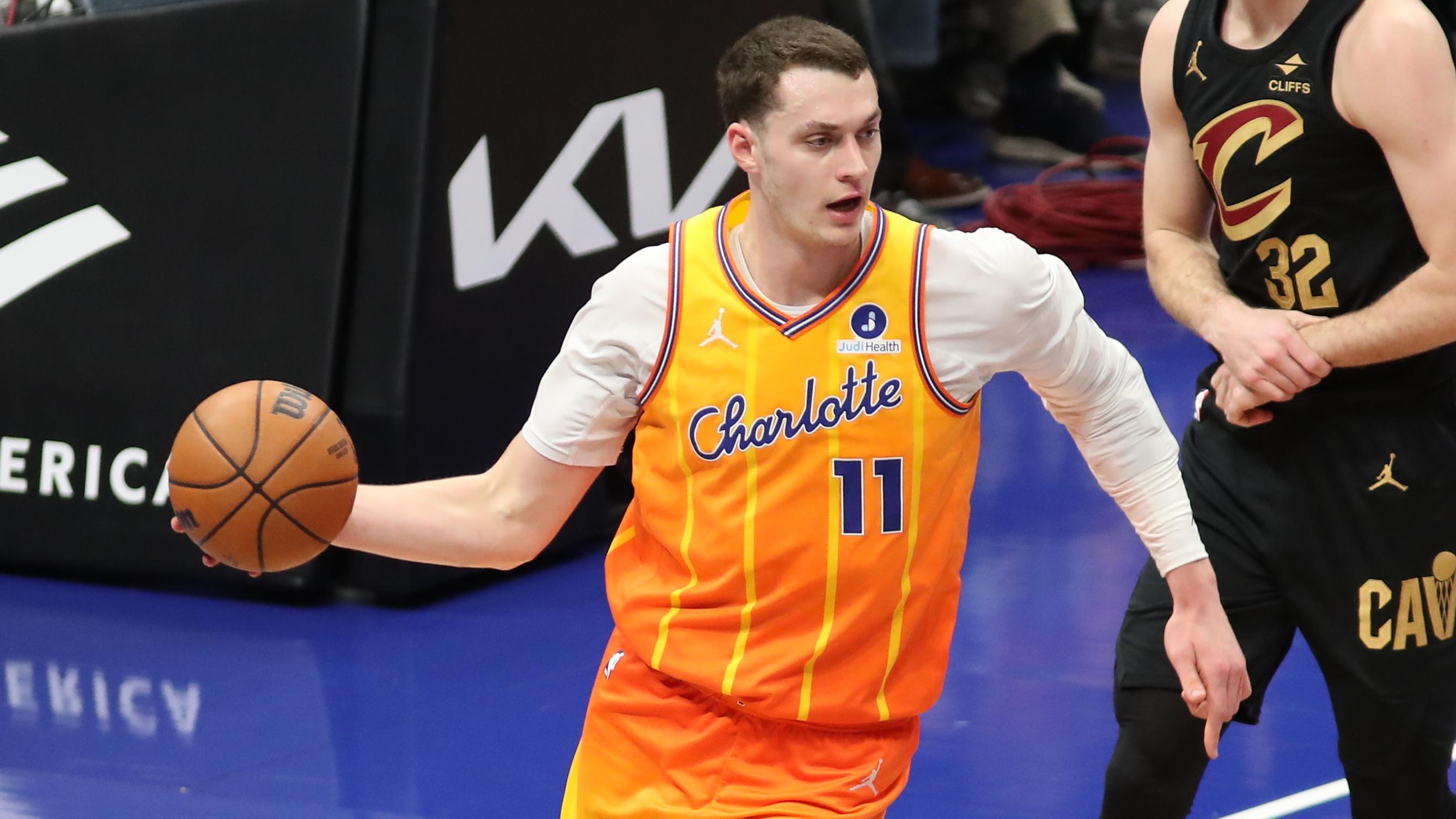 Cleveland Cavaliers v Charlotte Hornets