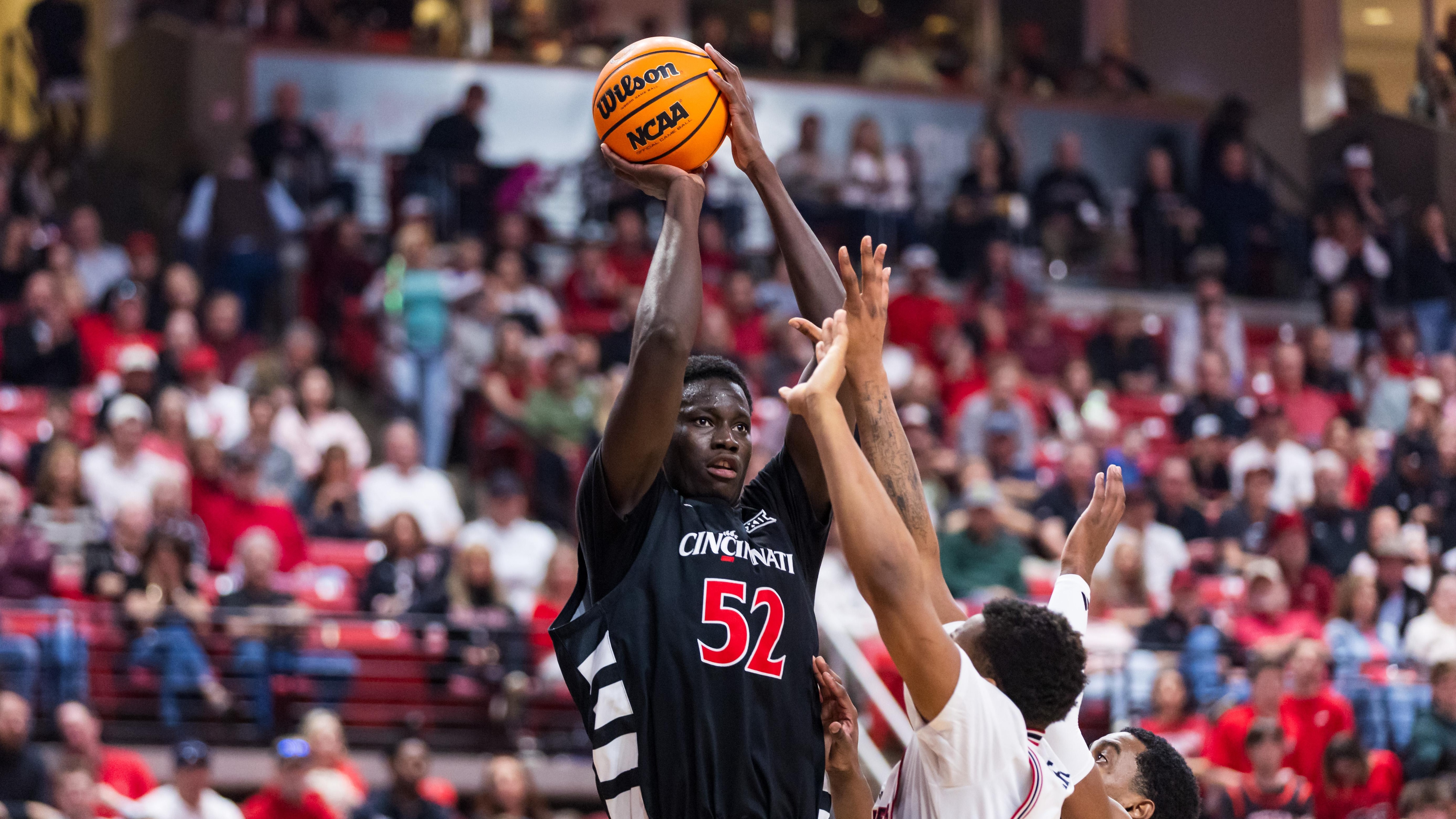 Cincinnati v Texas Tech