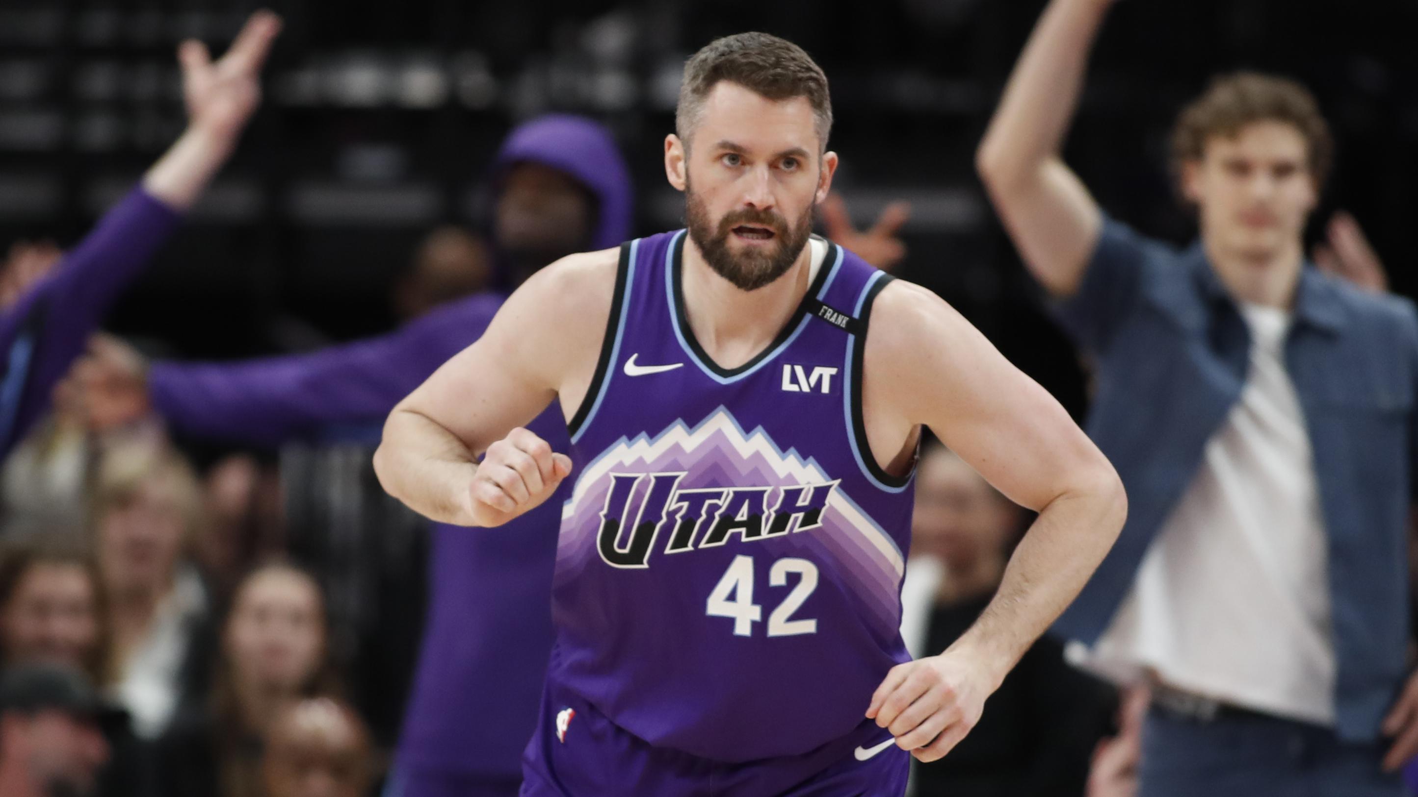 Golden State Warriors v Utah Jazz