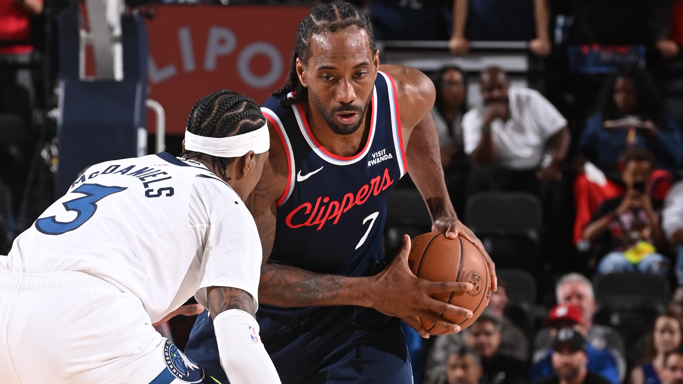 Minnesota TImberwolves v Los Angeles Clippers