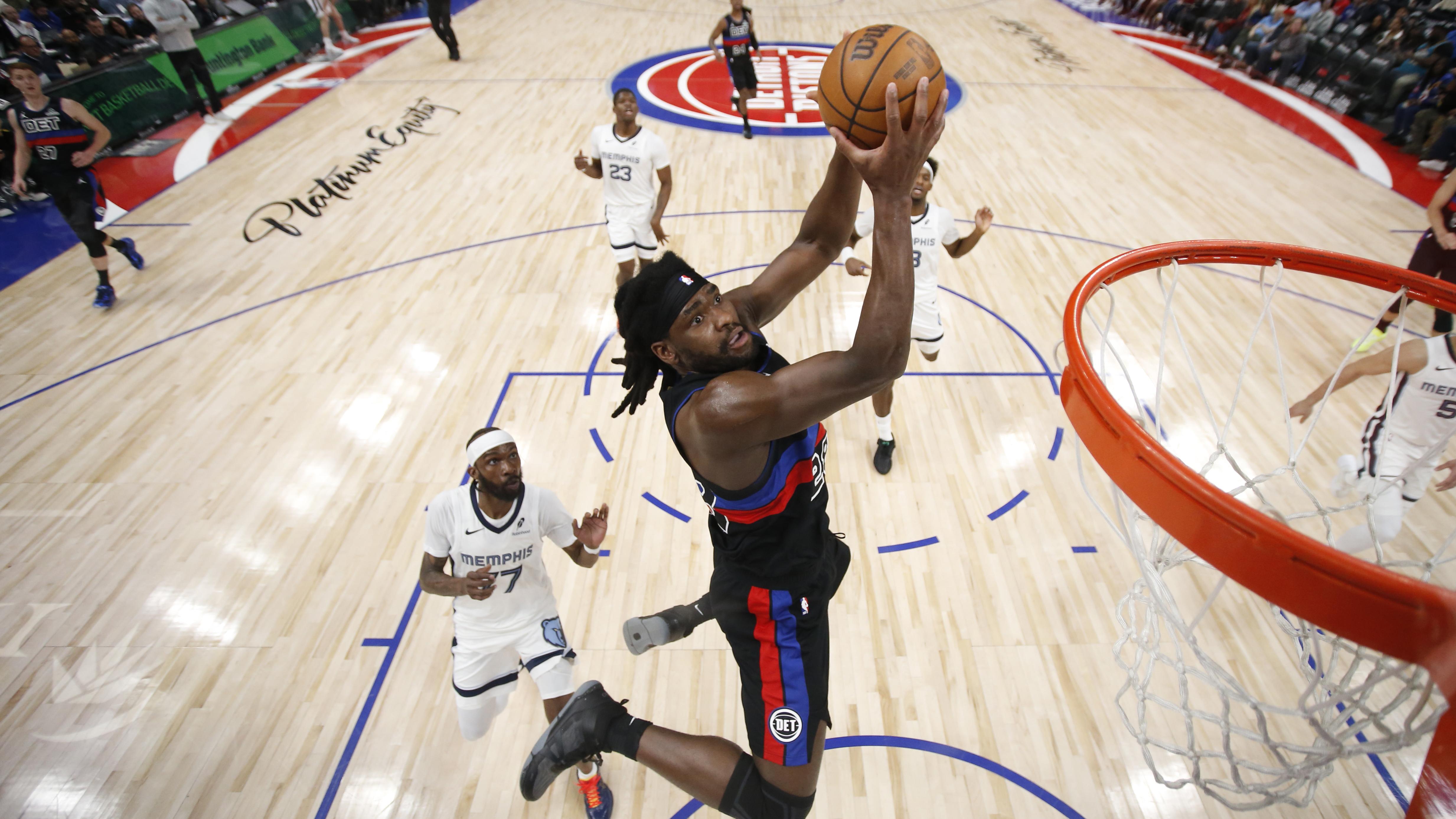 Memphis Grizzlies v Detroit Pistons