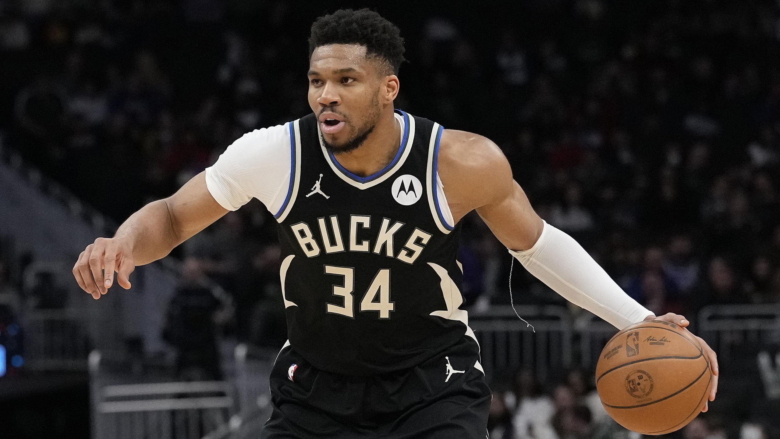 Indiana Pacers v Milwaukee Bucks