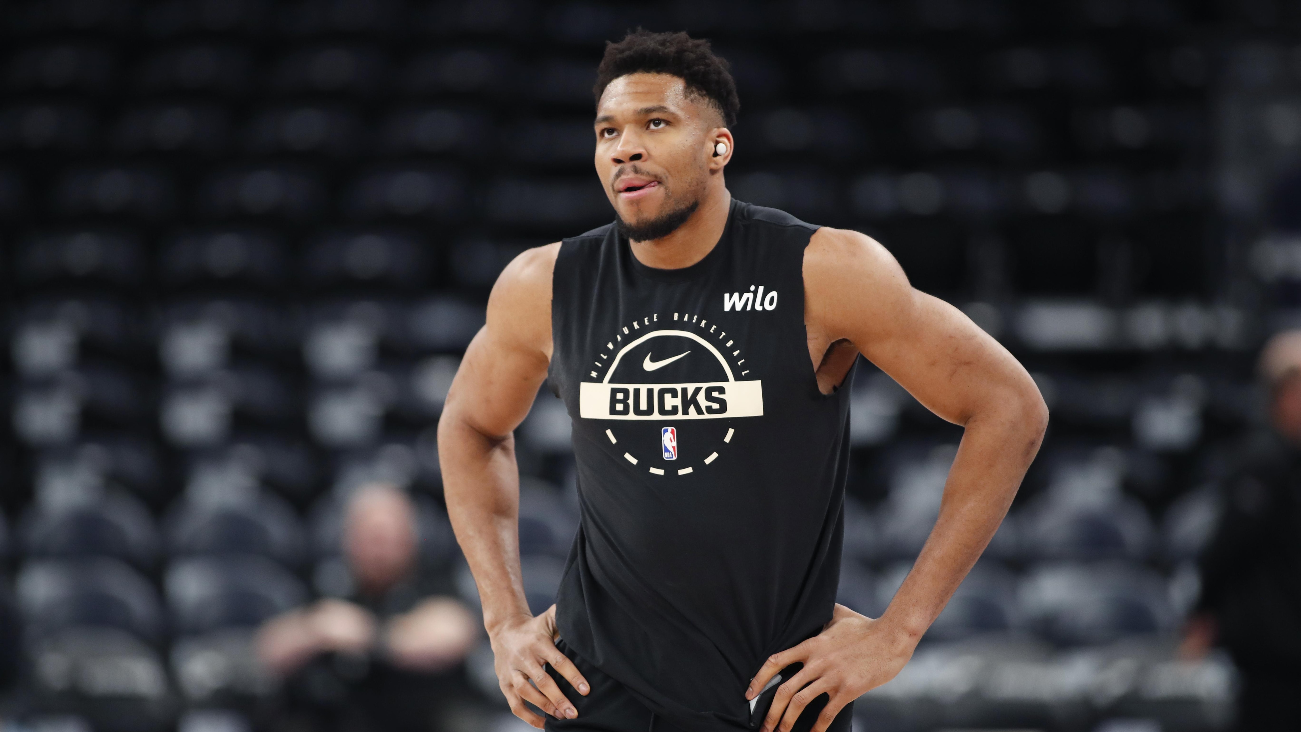Milwaukee Bucks v Utah Jazz