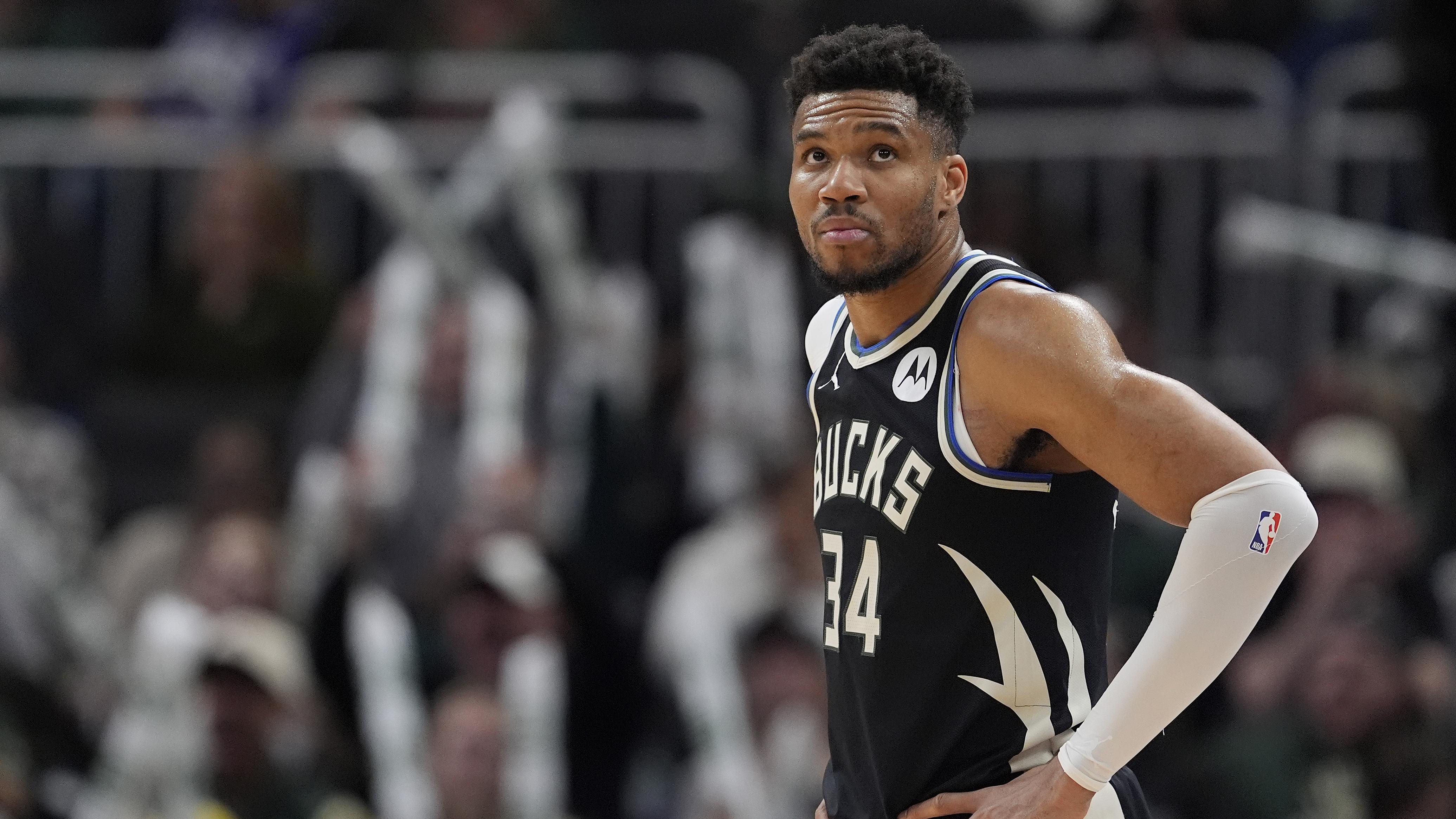 Indiana Pacers v Milwaukee Bucks