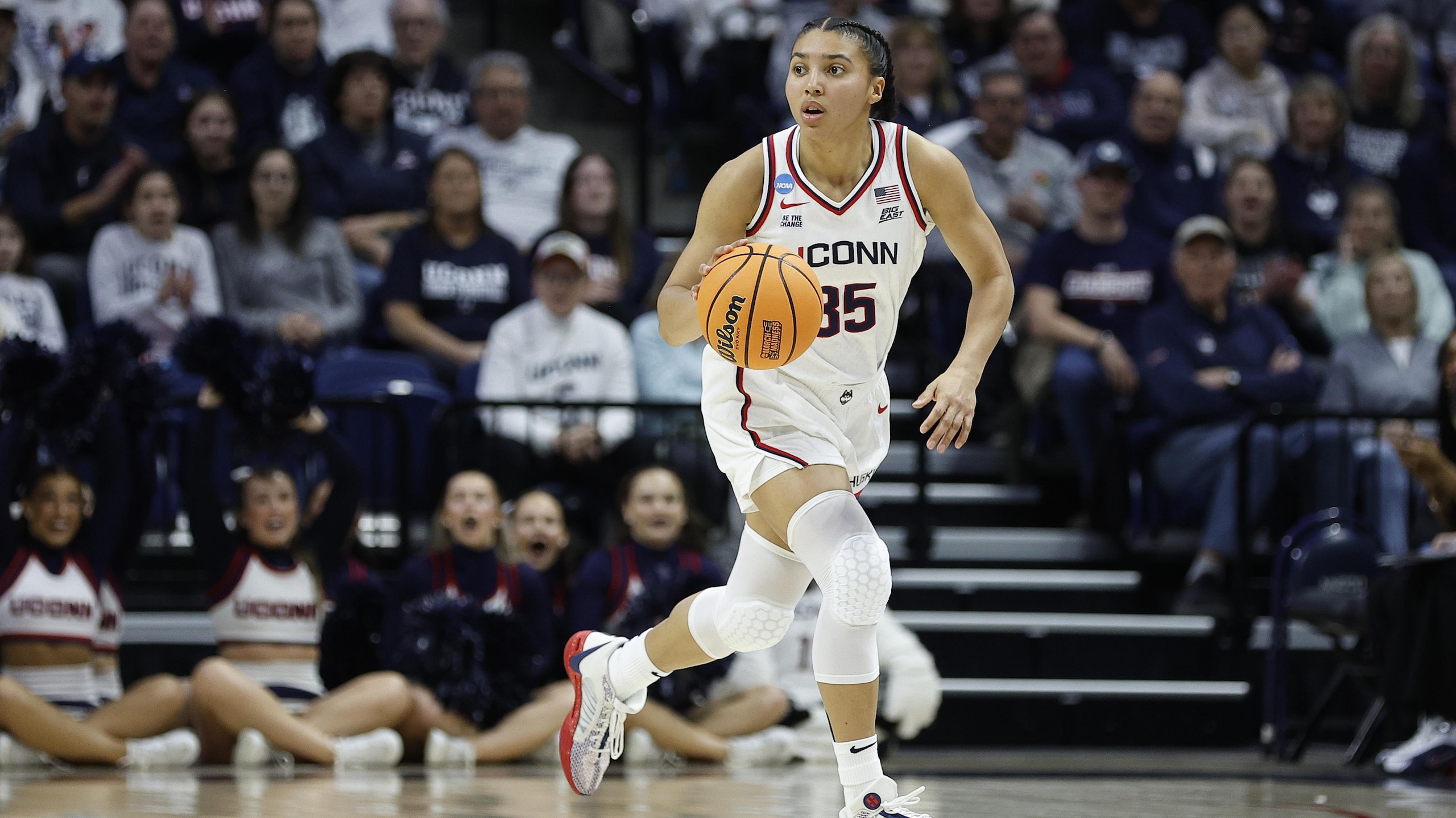 NCAA BASKETBALL: MAR 23 Women's Championship Second Round - UConn vs Syracuse