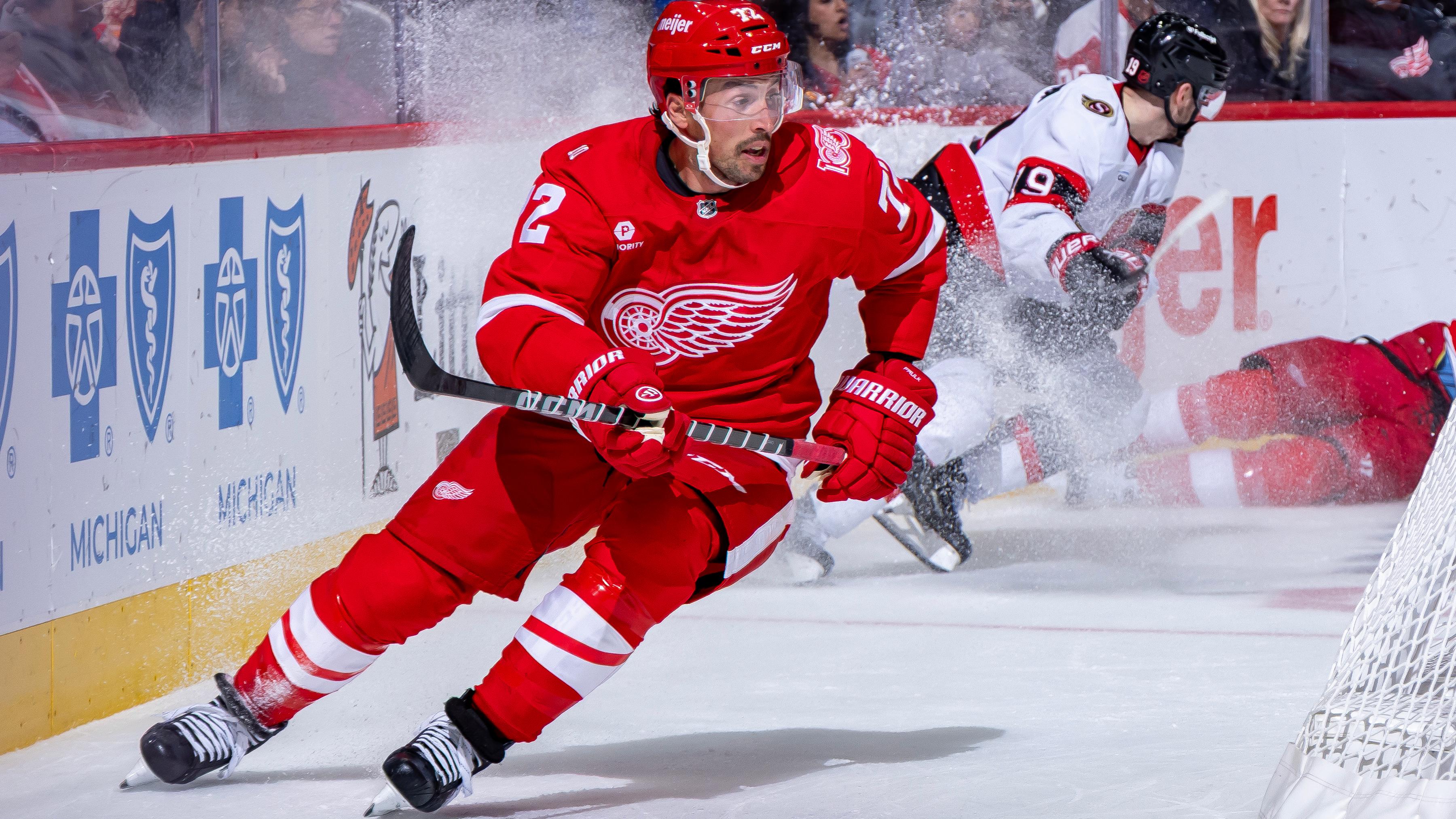 Ottawa Senators v Detroit Red Wings