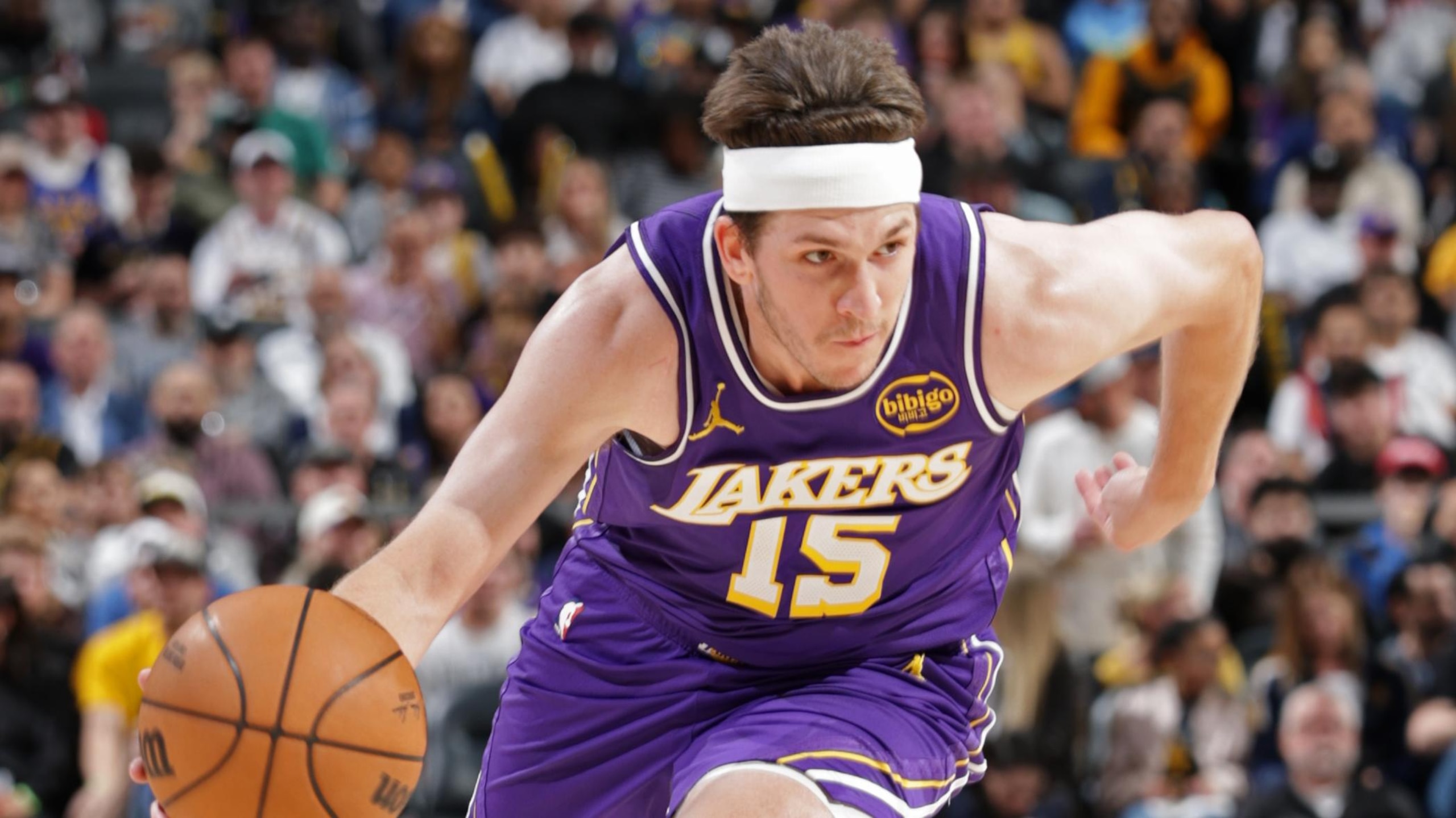 Los Angeles Lakers v Indiana Pacers