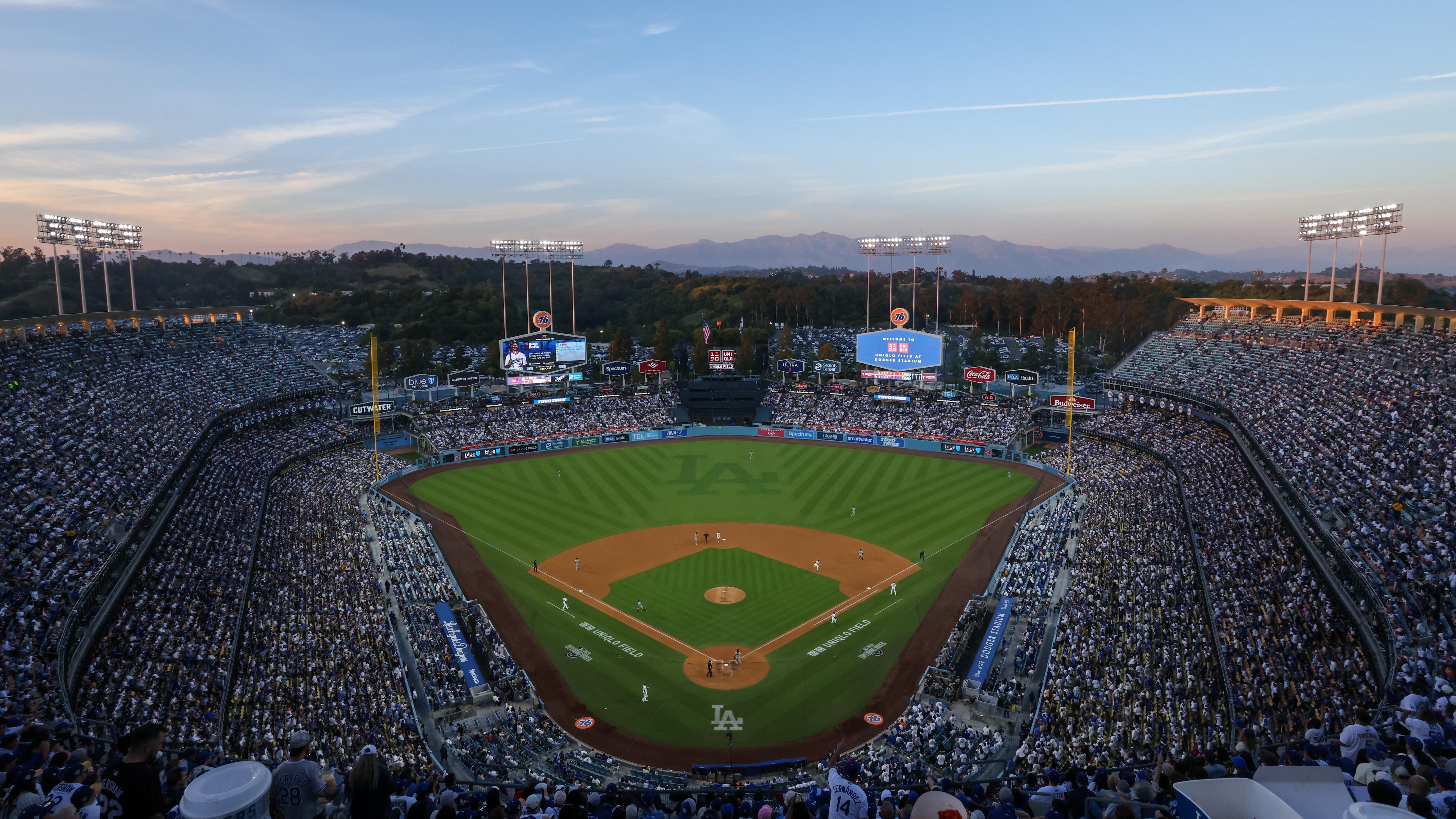 Arizona Diamondbacks v. Los Angeles Dodgers