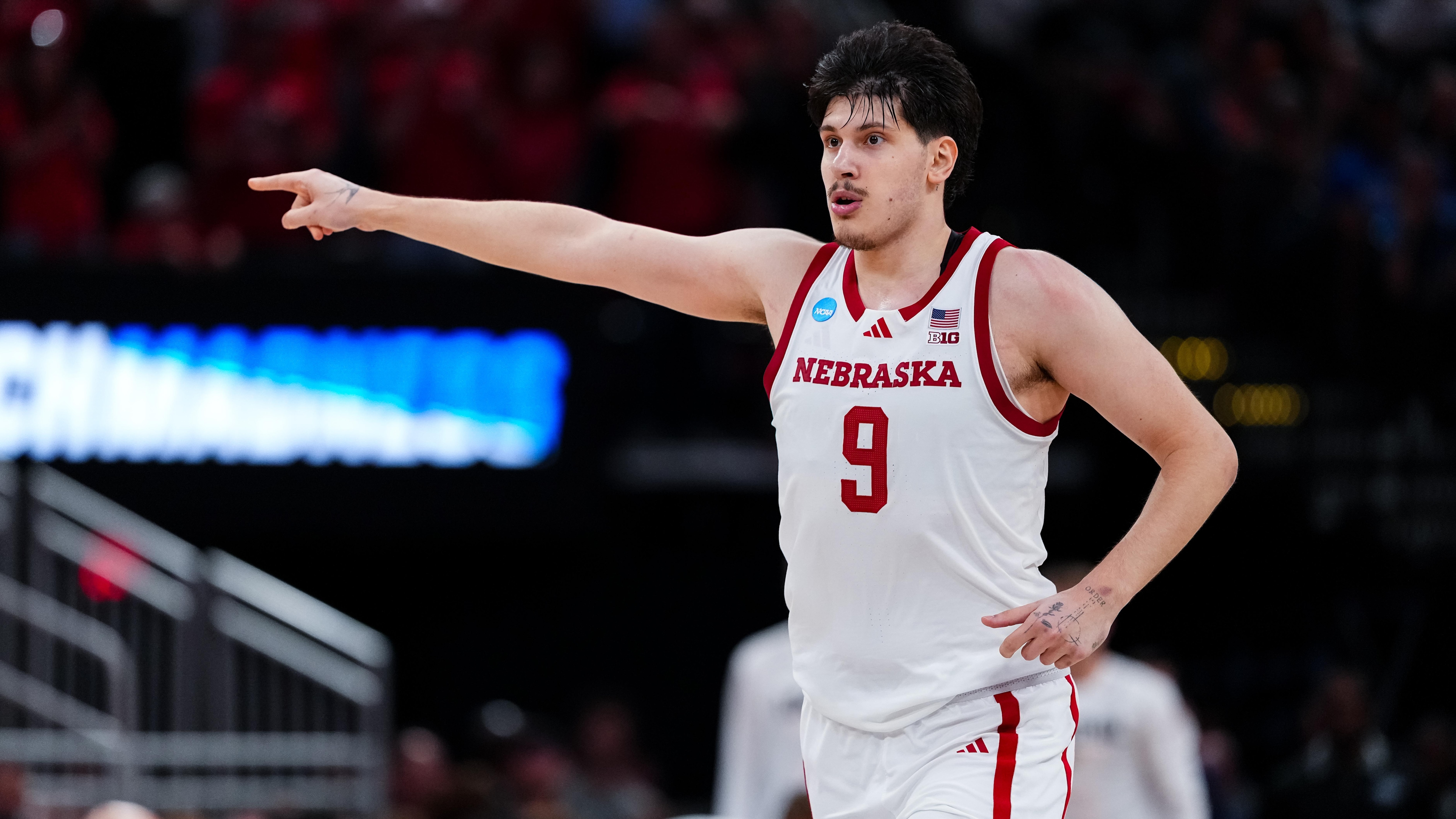 NCAA Men's Basketball Tournament - Sweet Sixteen - Houston