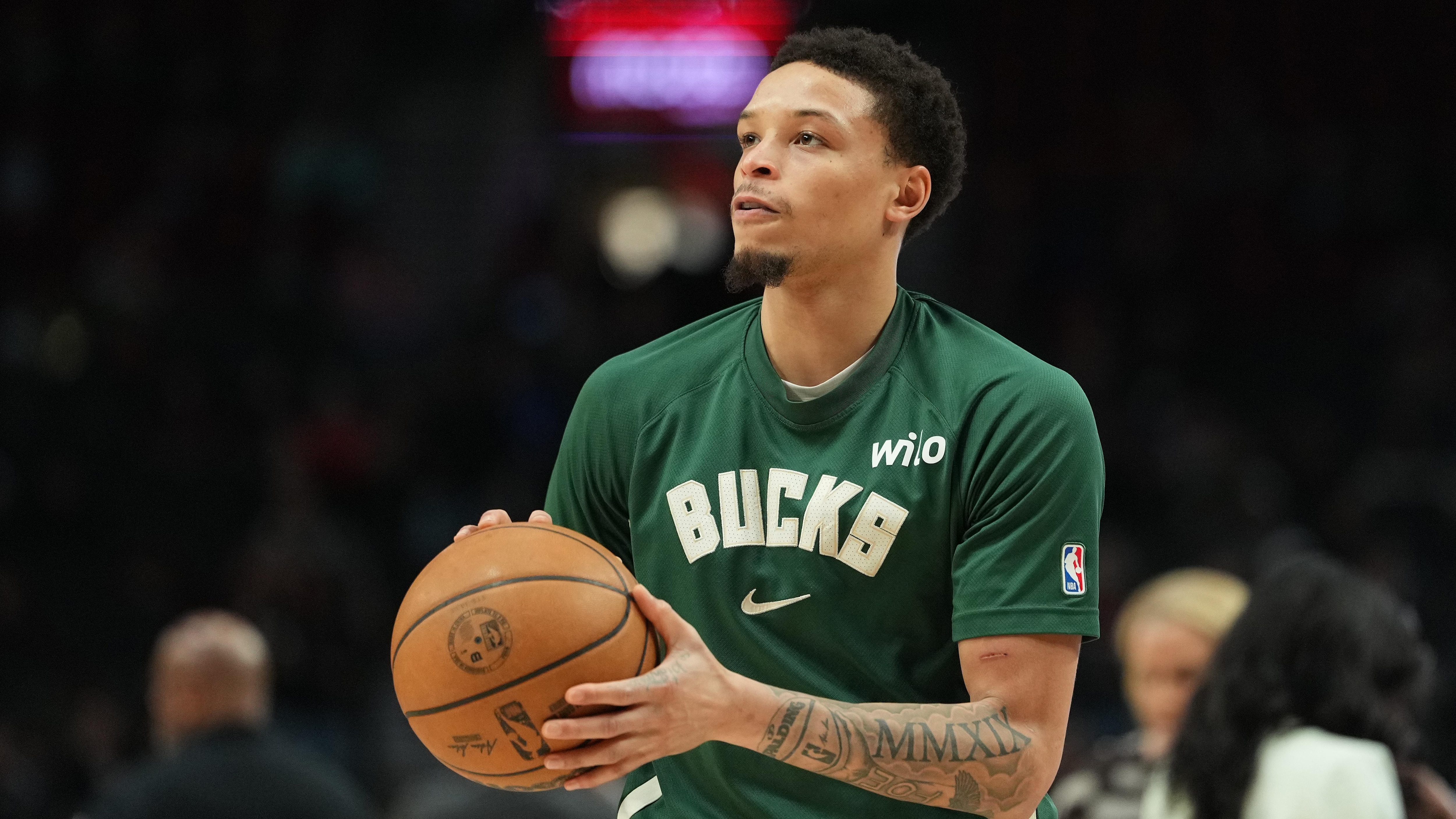 Milwaukee Bucks v Portland Trail Blazers