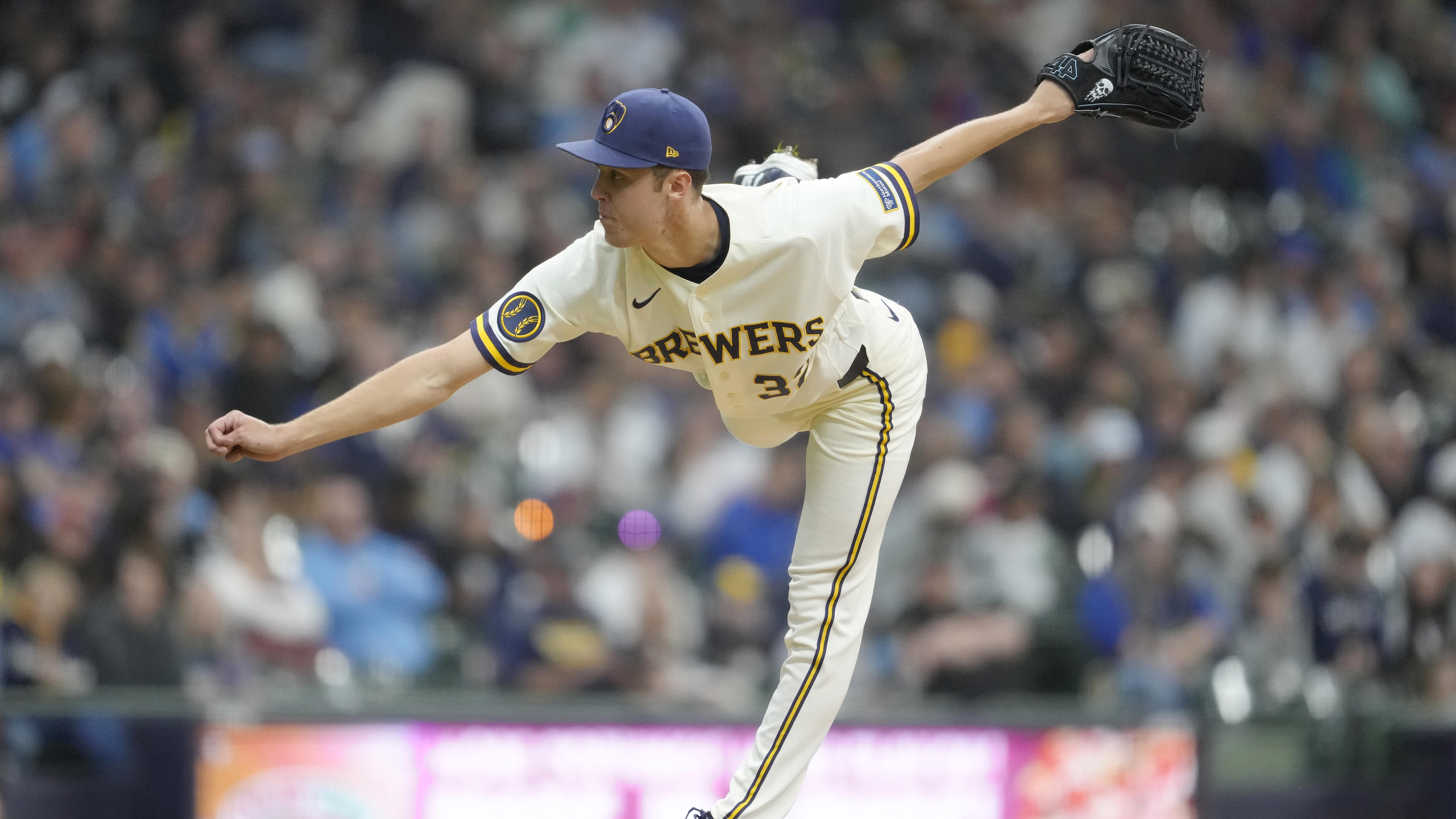 Chicago White Sox v Milwaukee Brewers