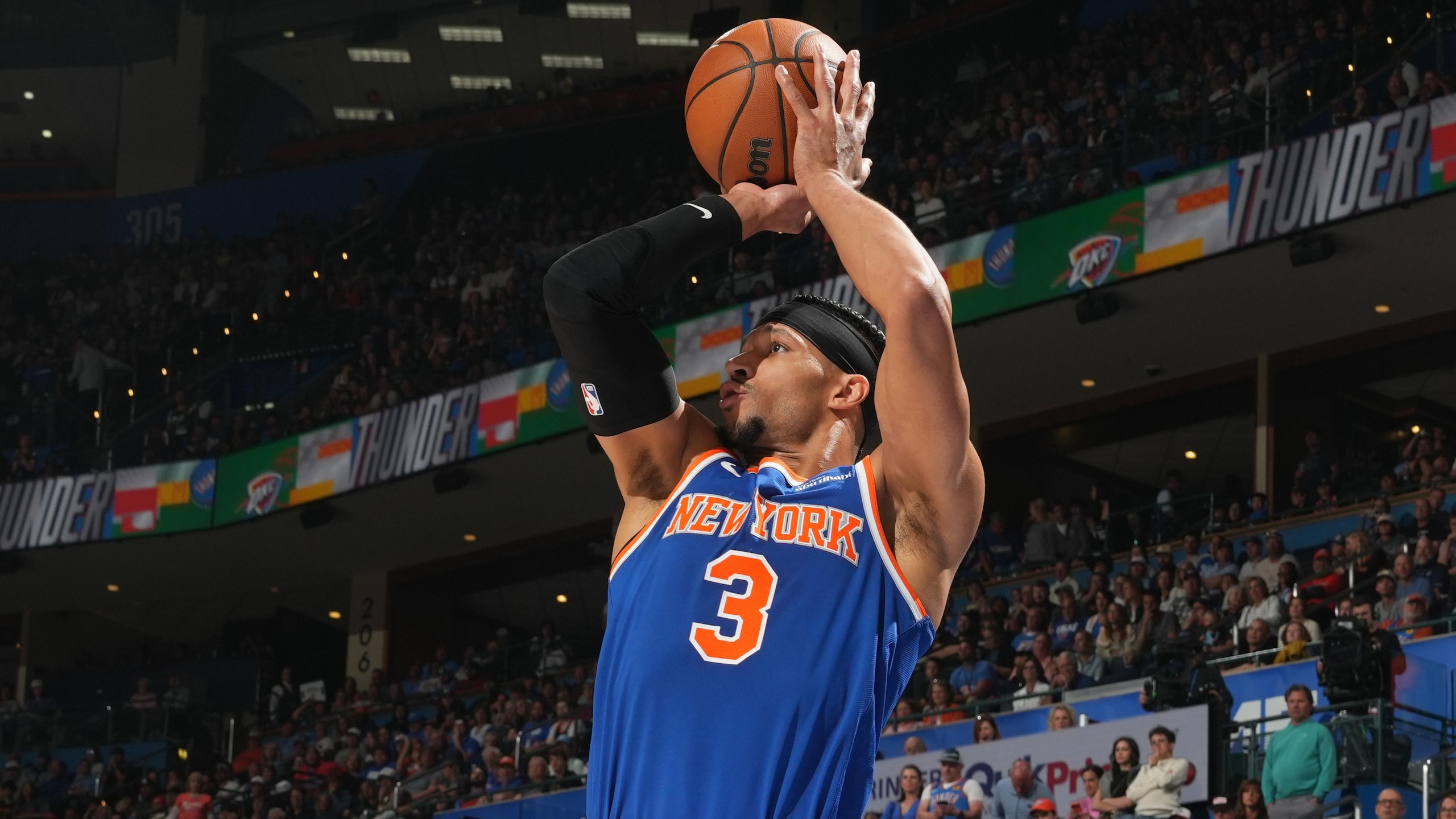 New York Knicks v Oklahoma City Thunder