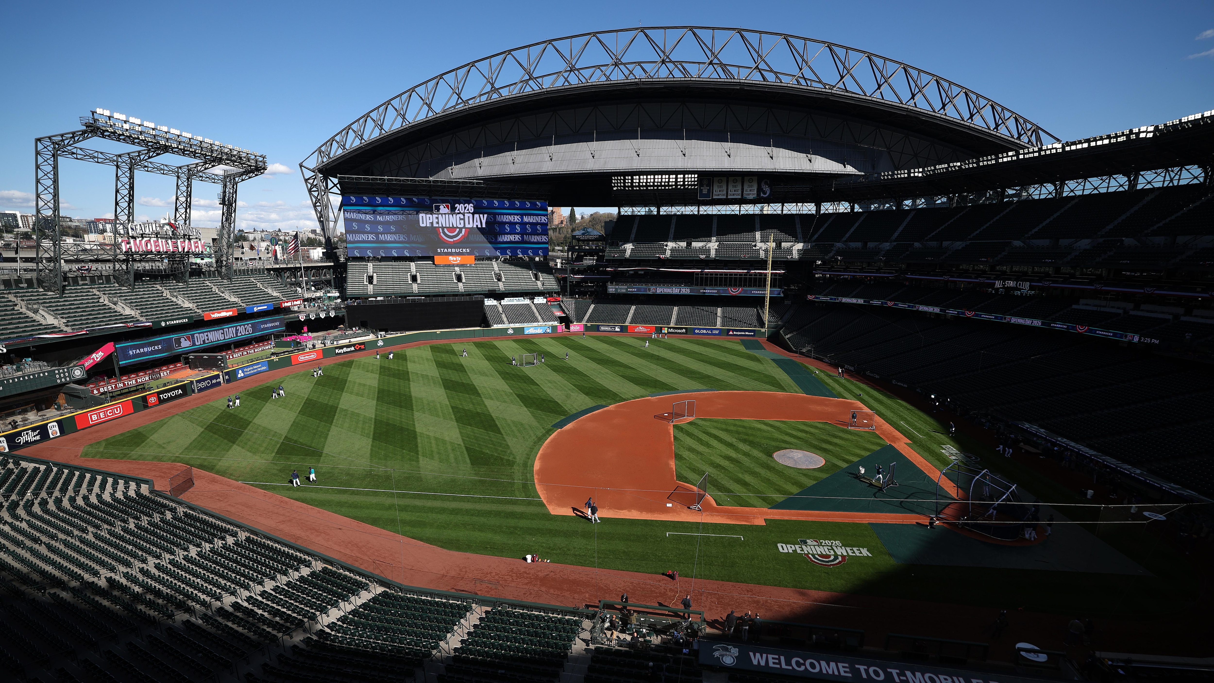 Cleveland Guardians v Seattle Mariners