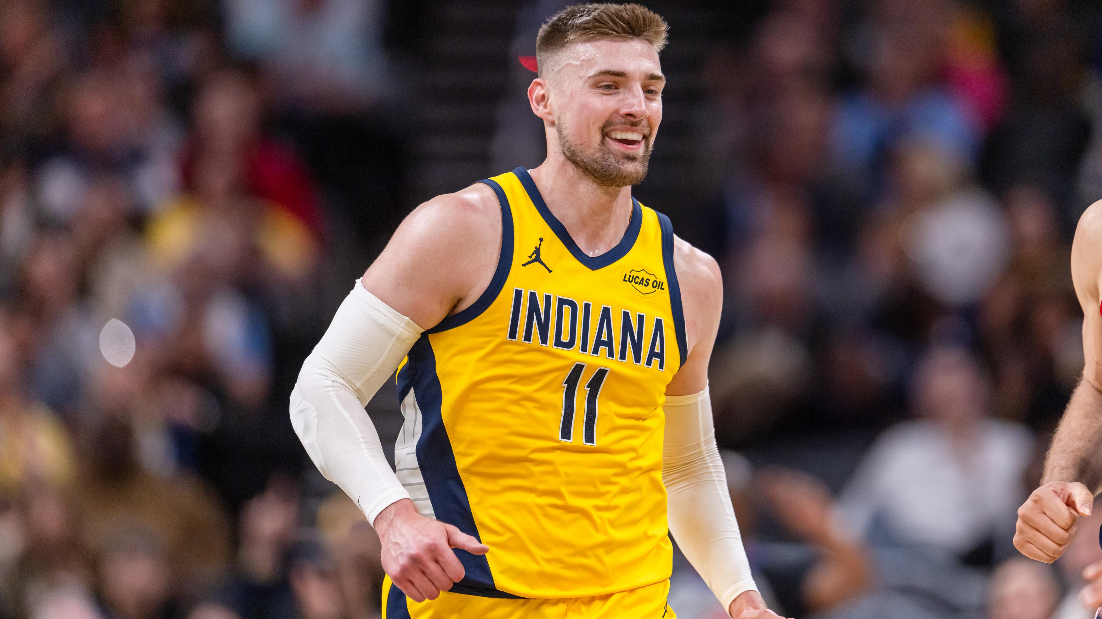 Los Angeles Clippers v Indiana Pacers