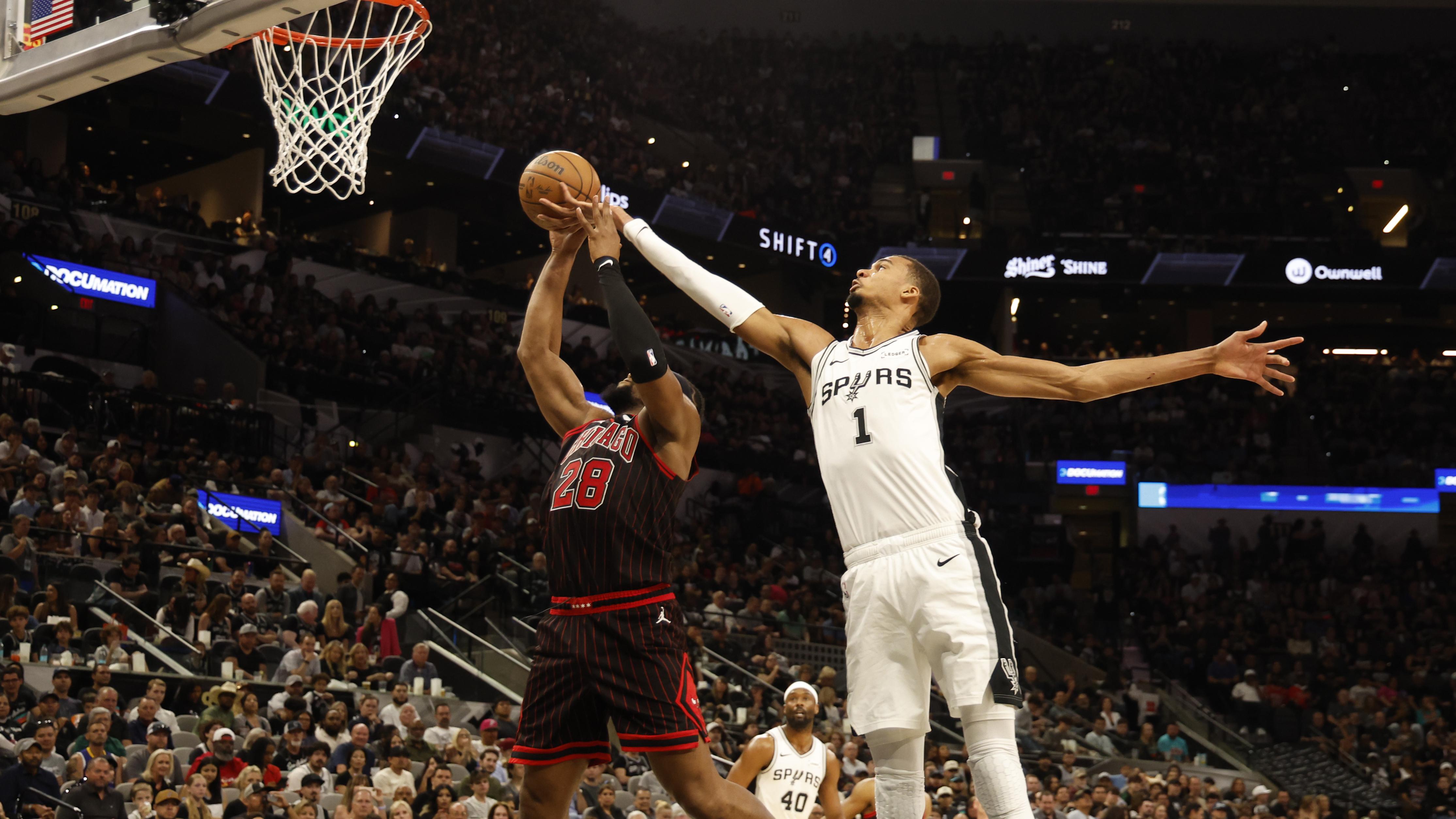 Chicago Bulls v San Antonio Spurs