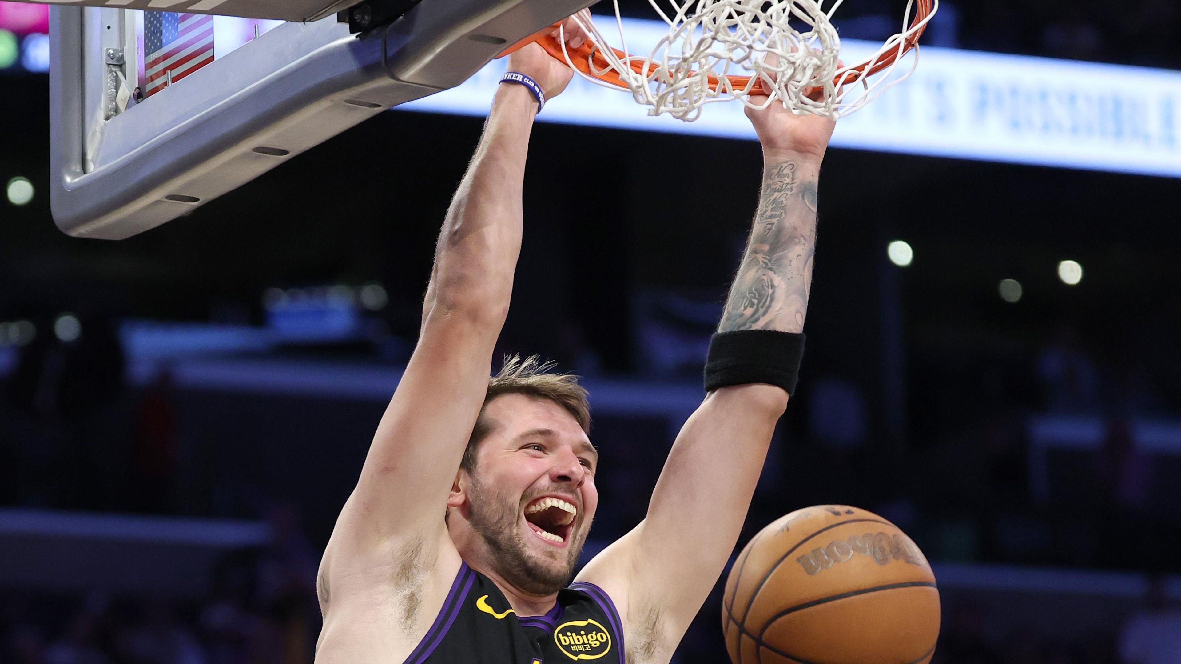 Lakers v Cleveland Cavaliers at Crypto.com Lakers v Cleveland Cavaliers at Crypto.com