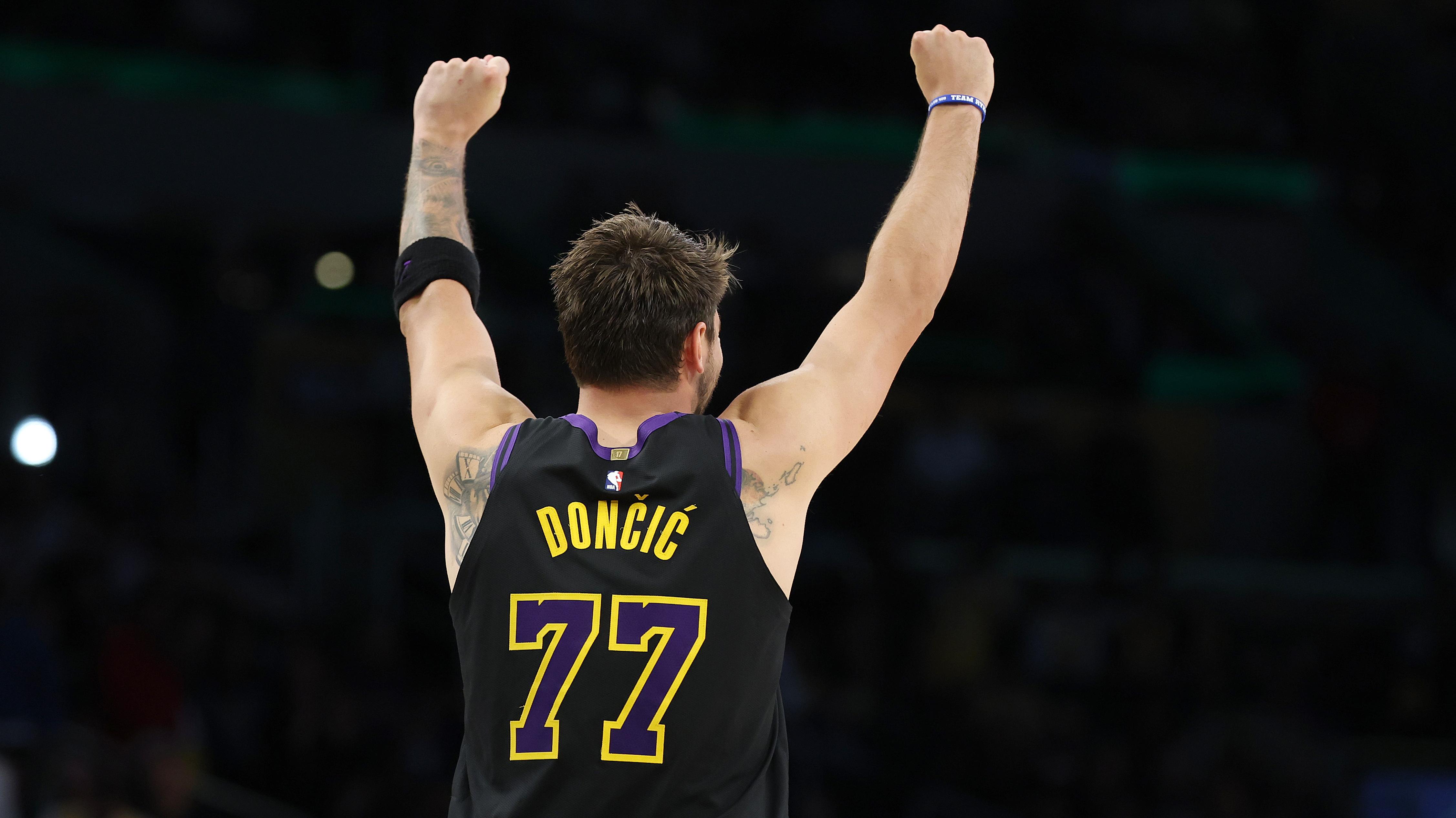 Lakers v Cleveland Cavaliers at Crypto.com