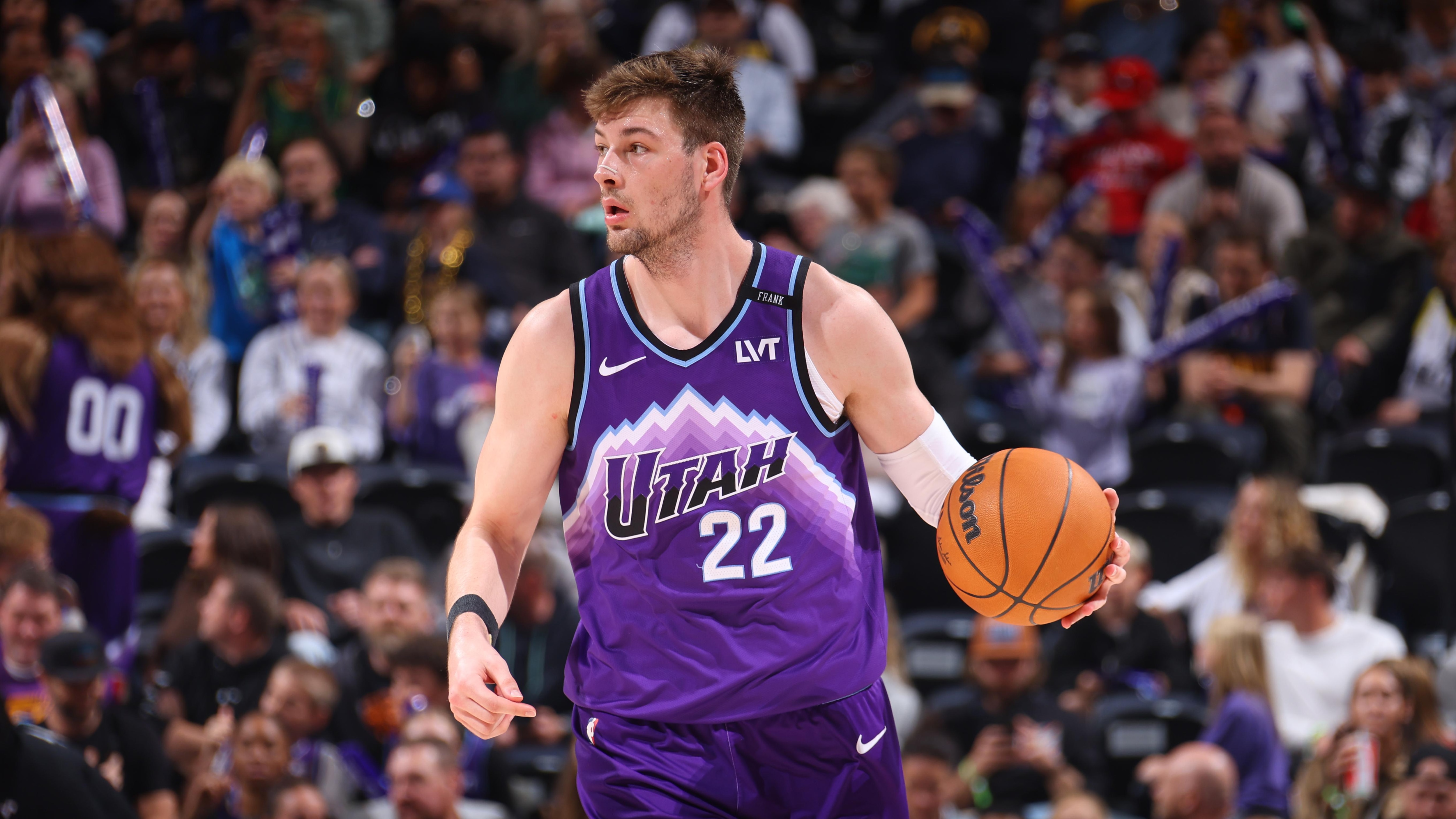 Denver Nuggets v Utah Jazz