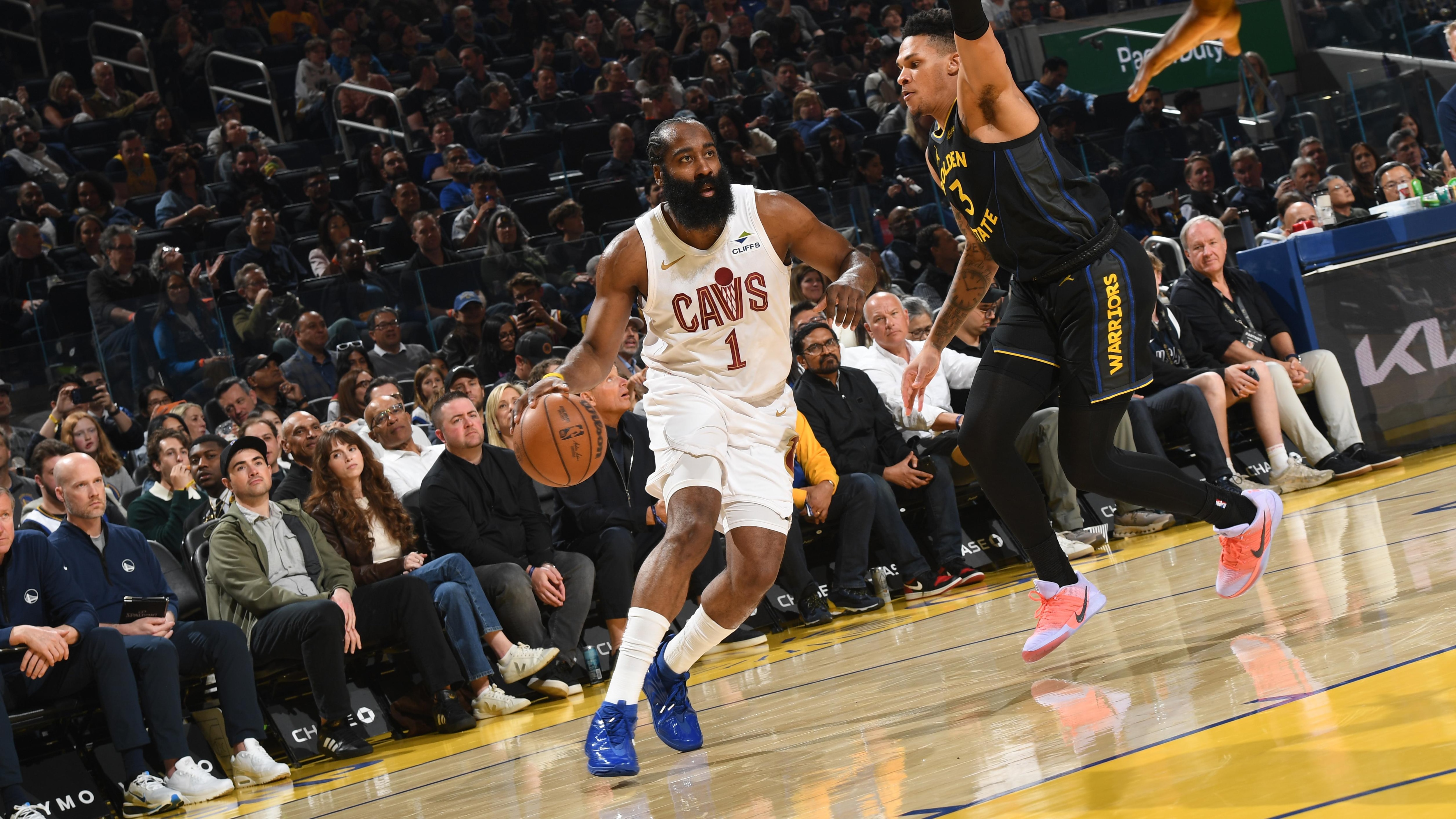 Cleveland Cavaliers v Golden State Warriors