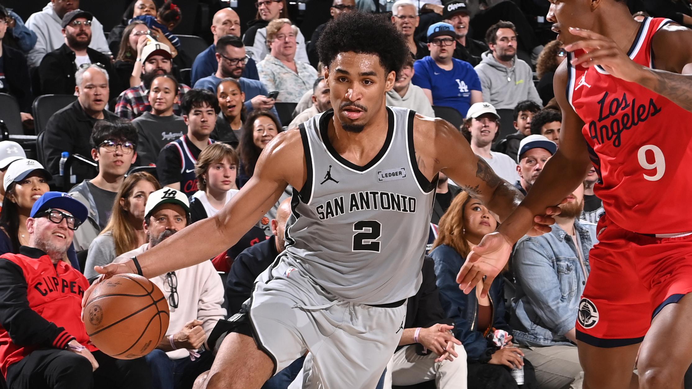 San Antonio Spurs v Los Angeles Clippers