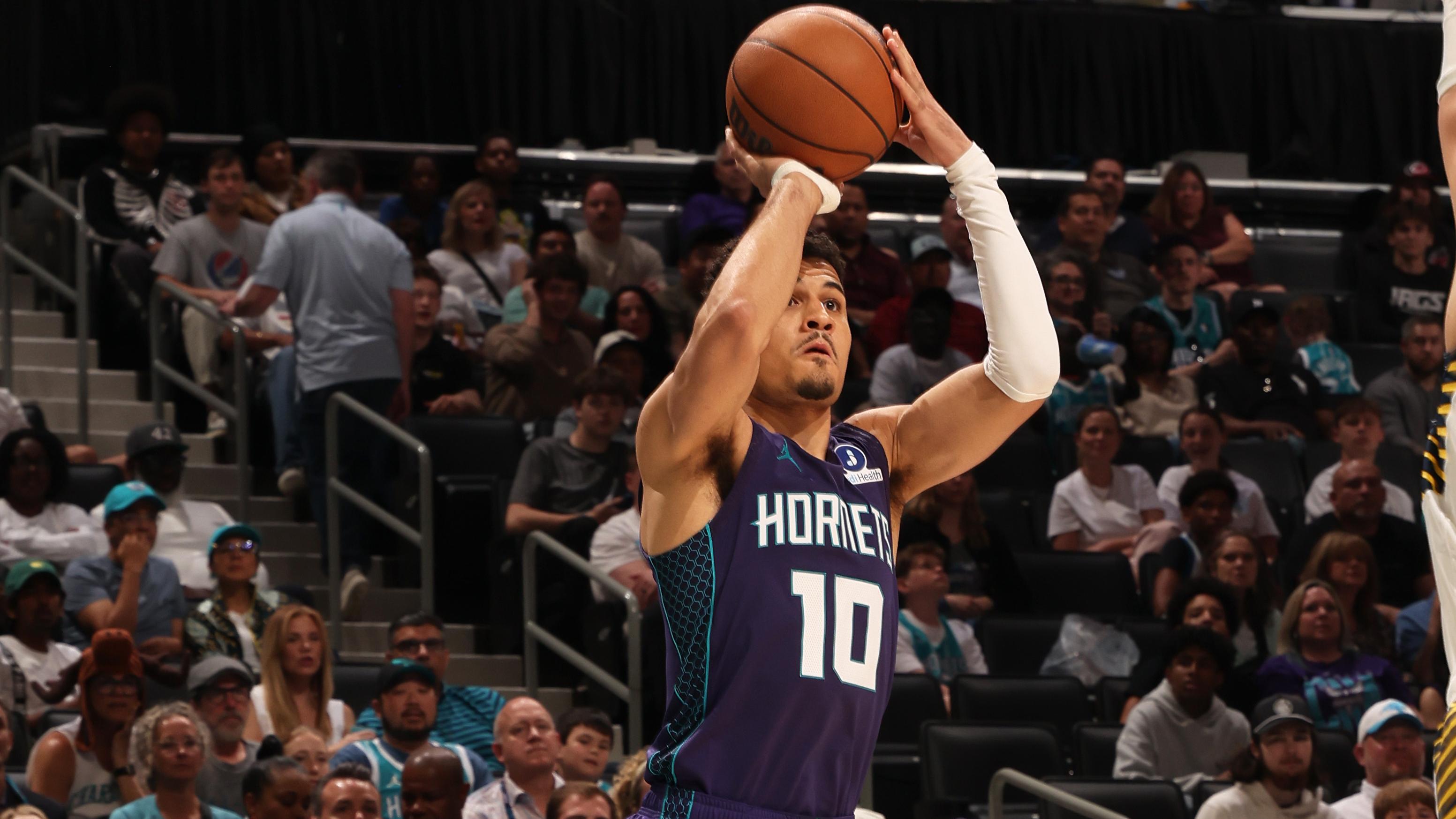 Indiana Pacers v Charlotte Hornets