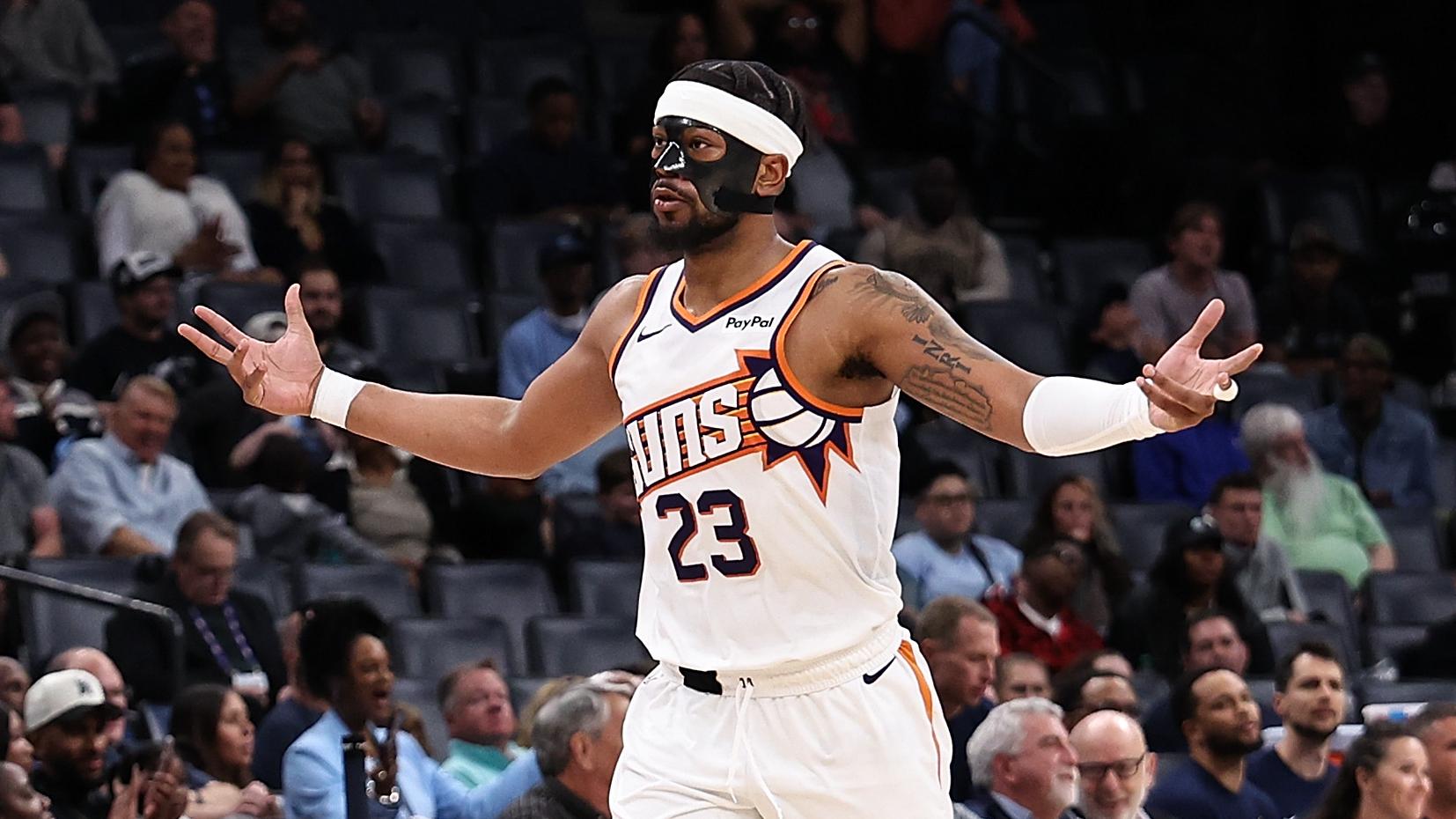 Phoenix Suns v Memphis Grizzlies