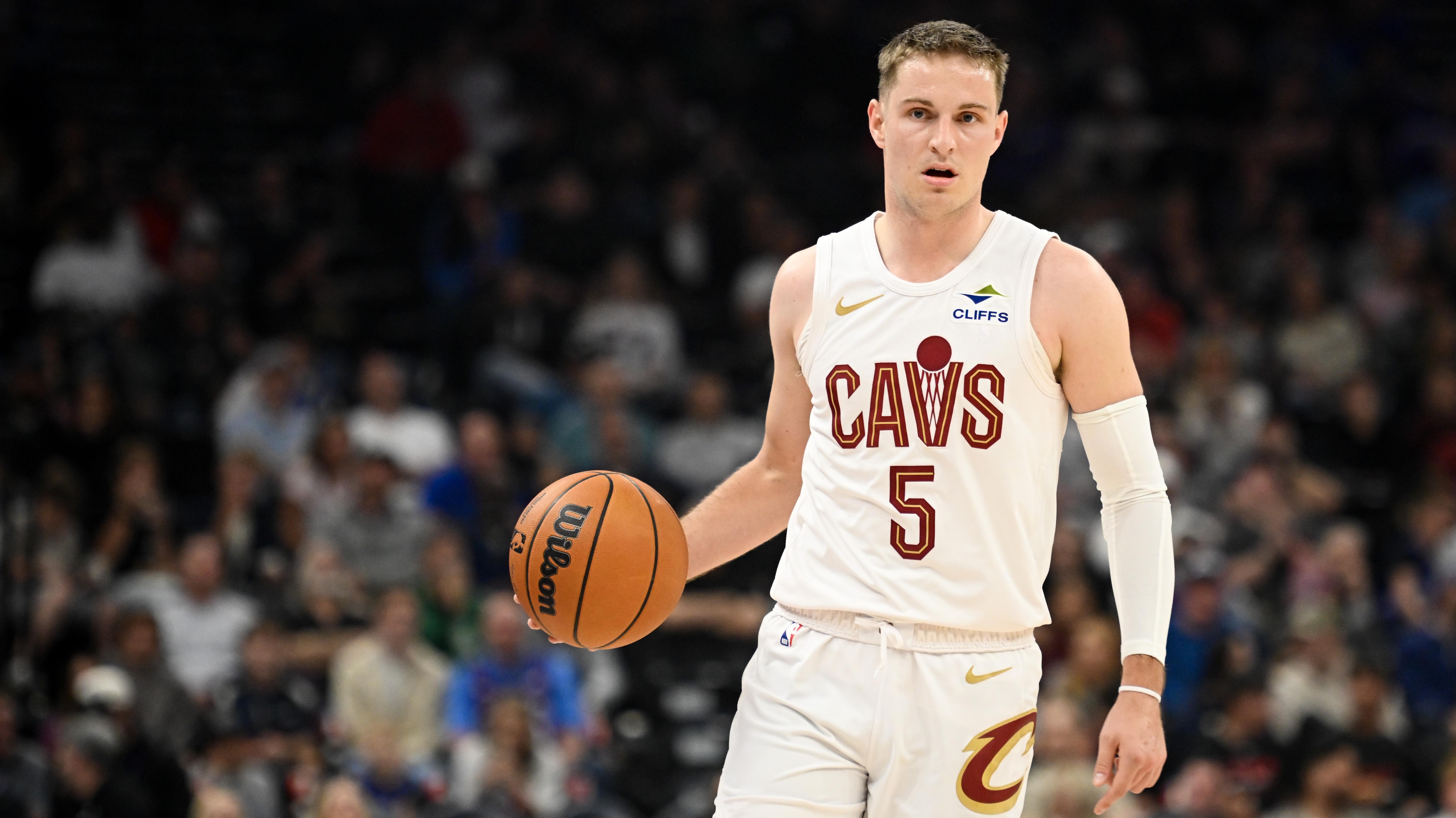 Cleveland Cavaliers v Utah Jazz