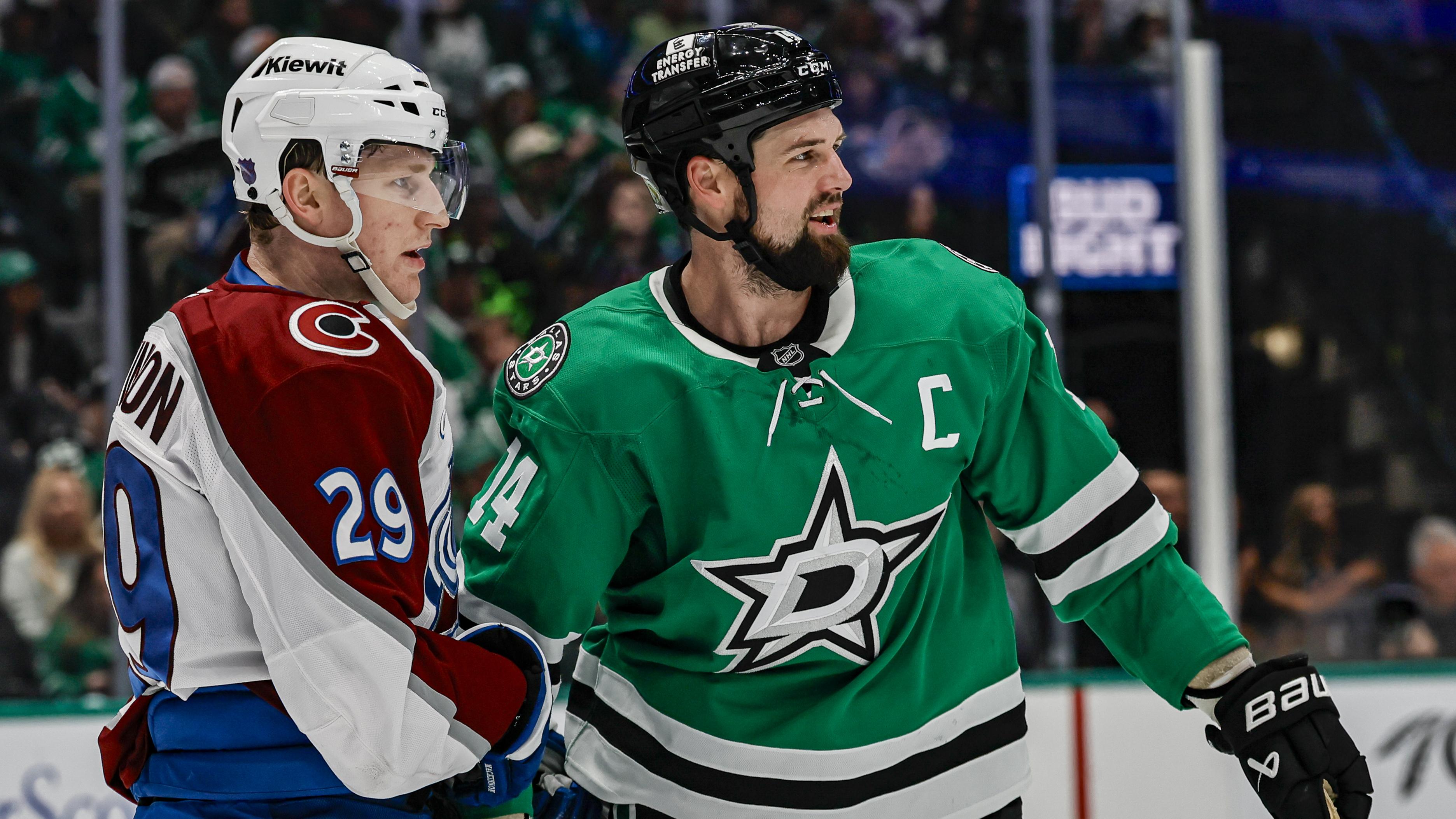 NHL: APR 04 Avalanche at Stars