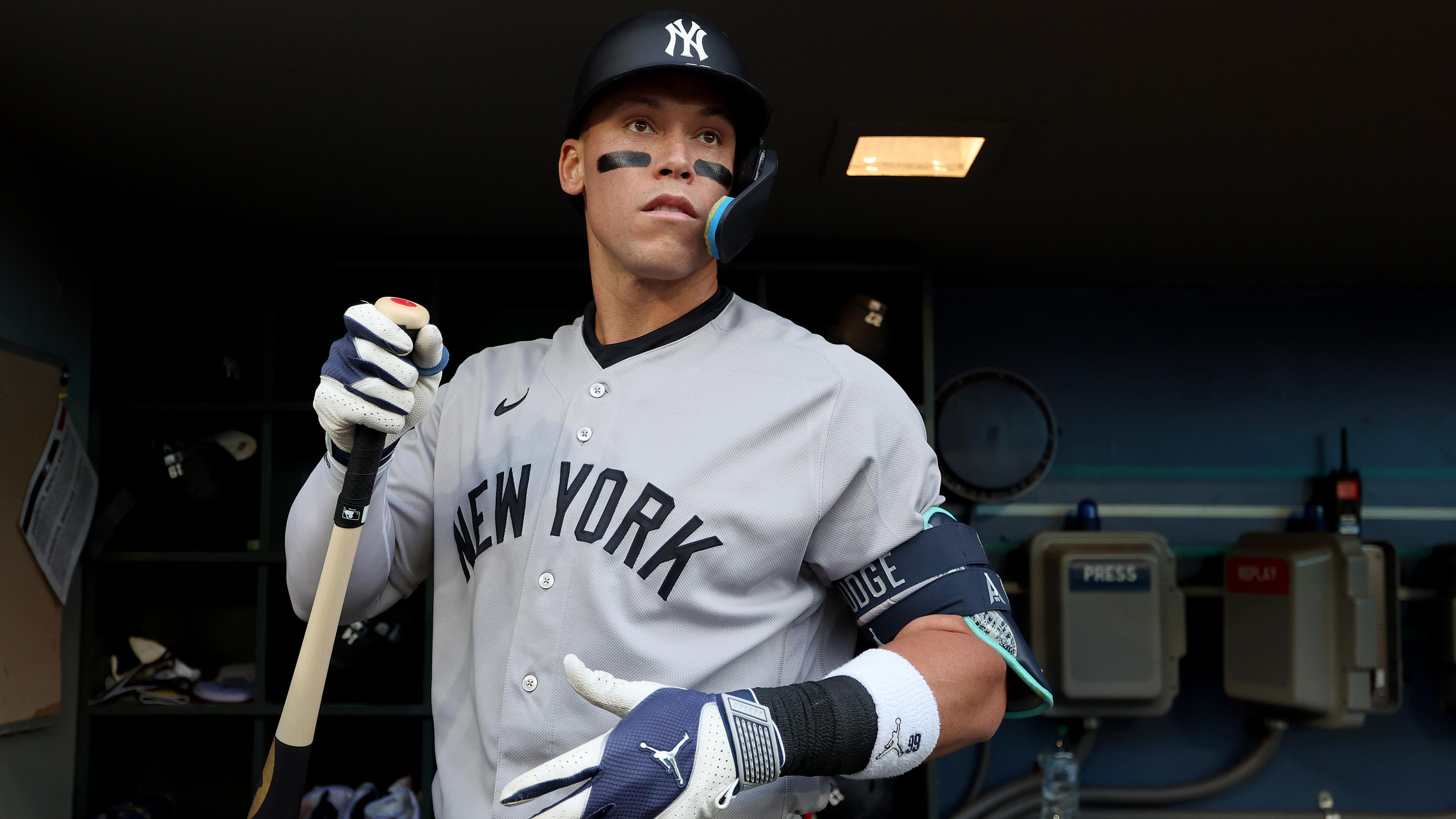 New York Yankees v Seattle Mariners